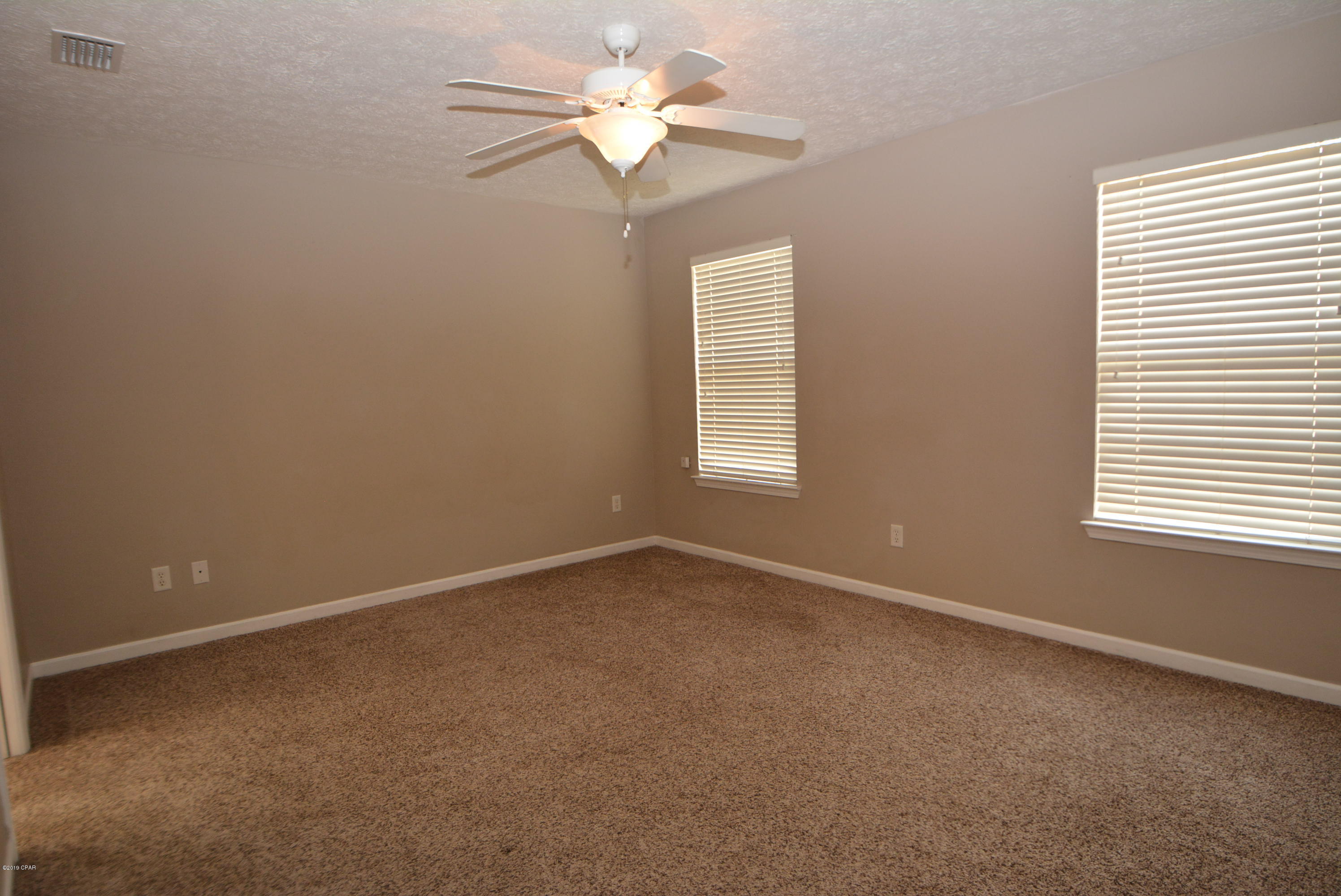 Summer Lace - Residential