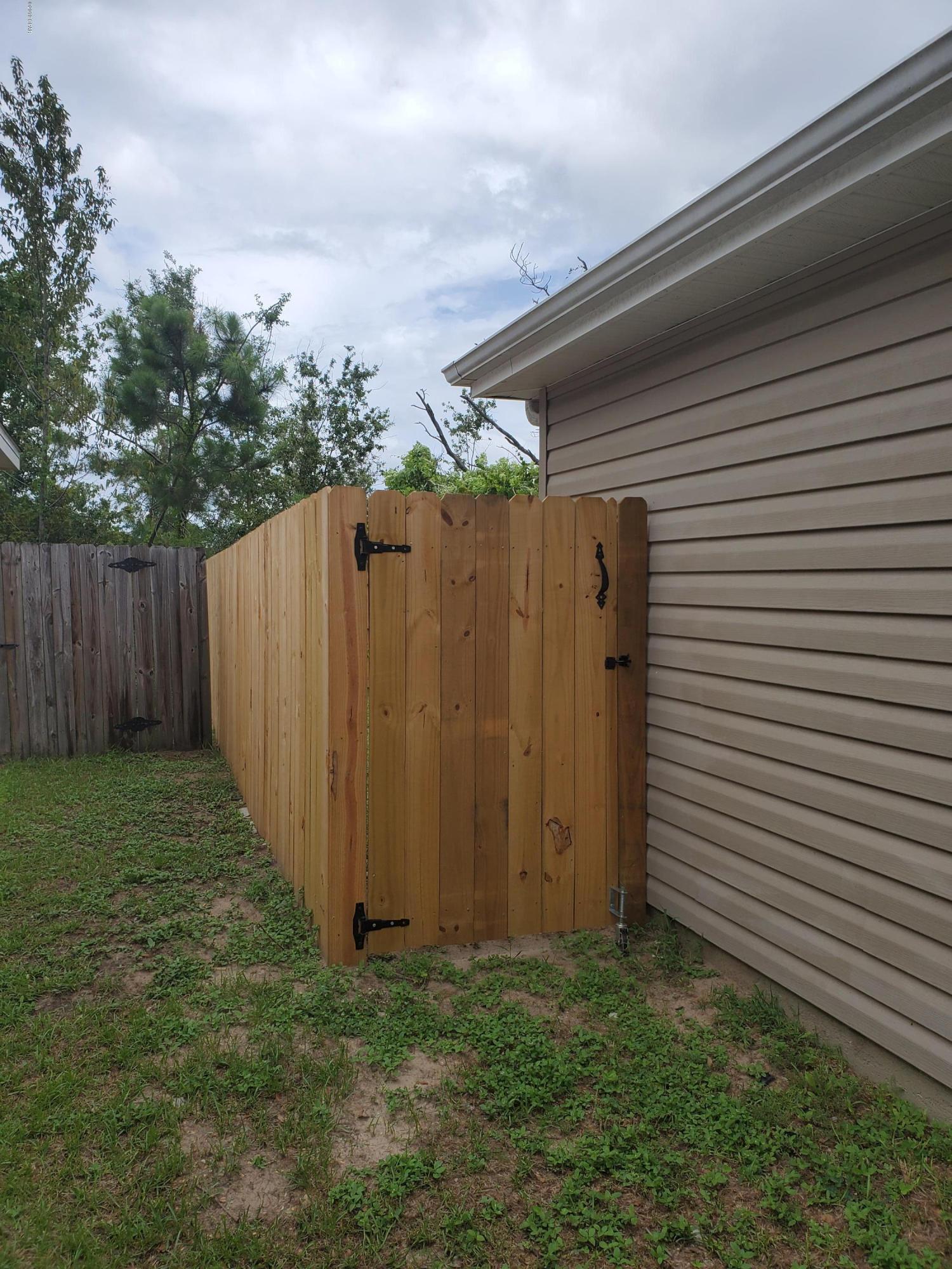 Summer Lace - Residential