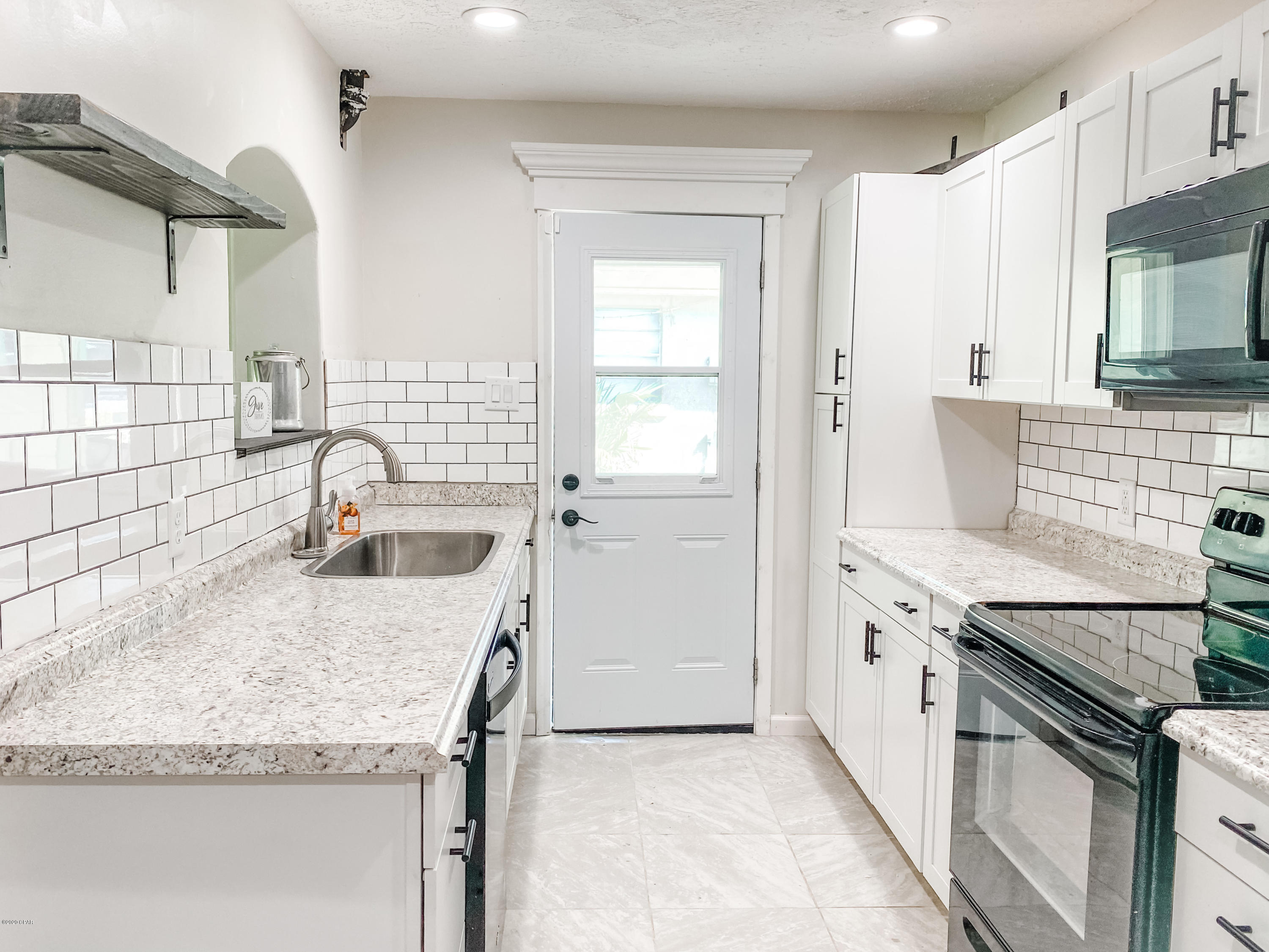 [No Recorded Subdiv] - Residential