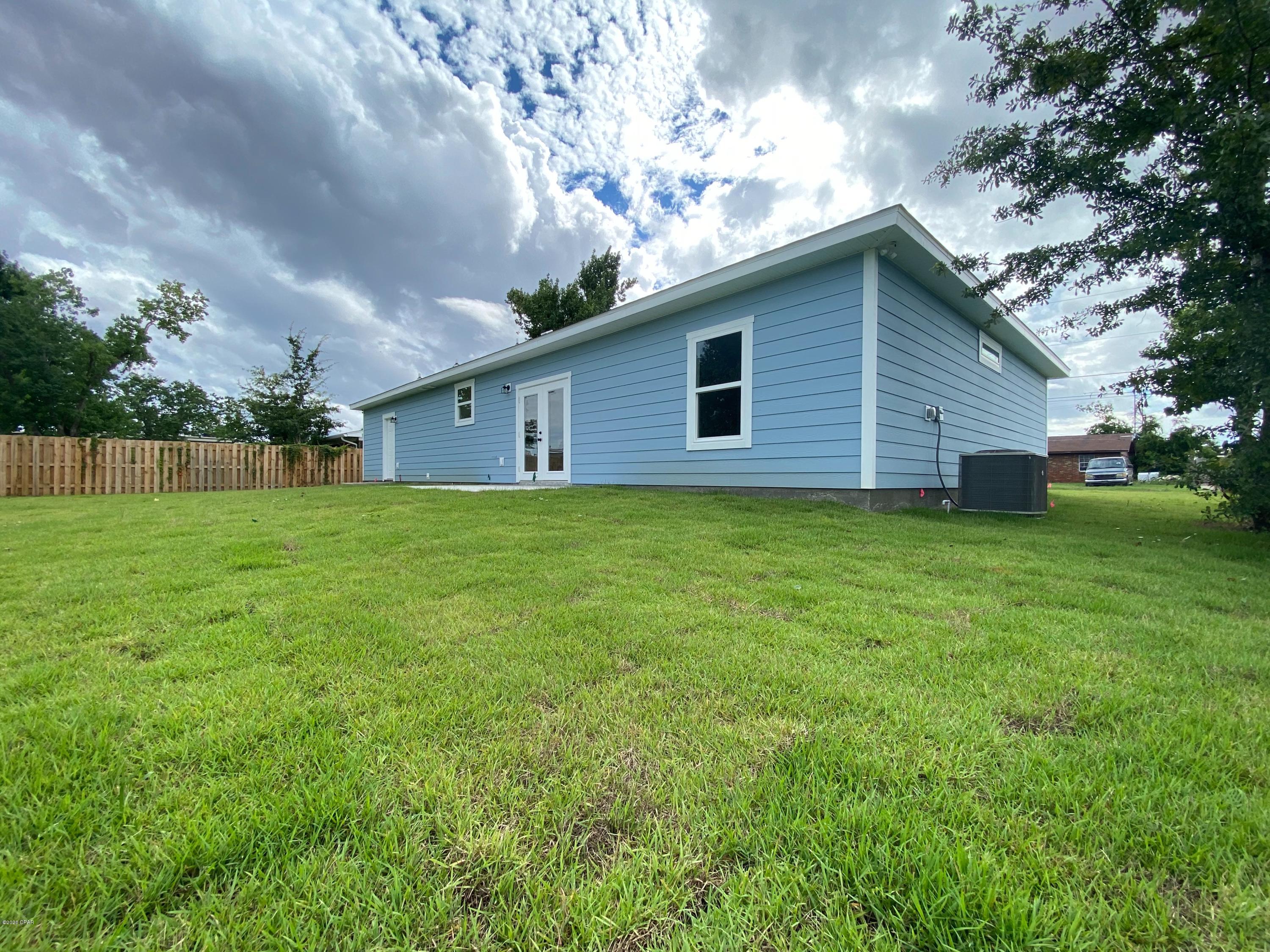 [No Recorded Subdiv] - Residential