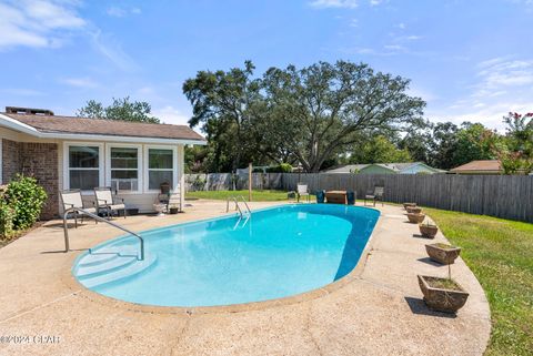 A home in Fort Walton Beach