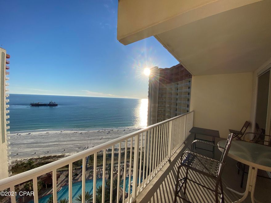 Beautiful Beach front Condominium.