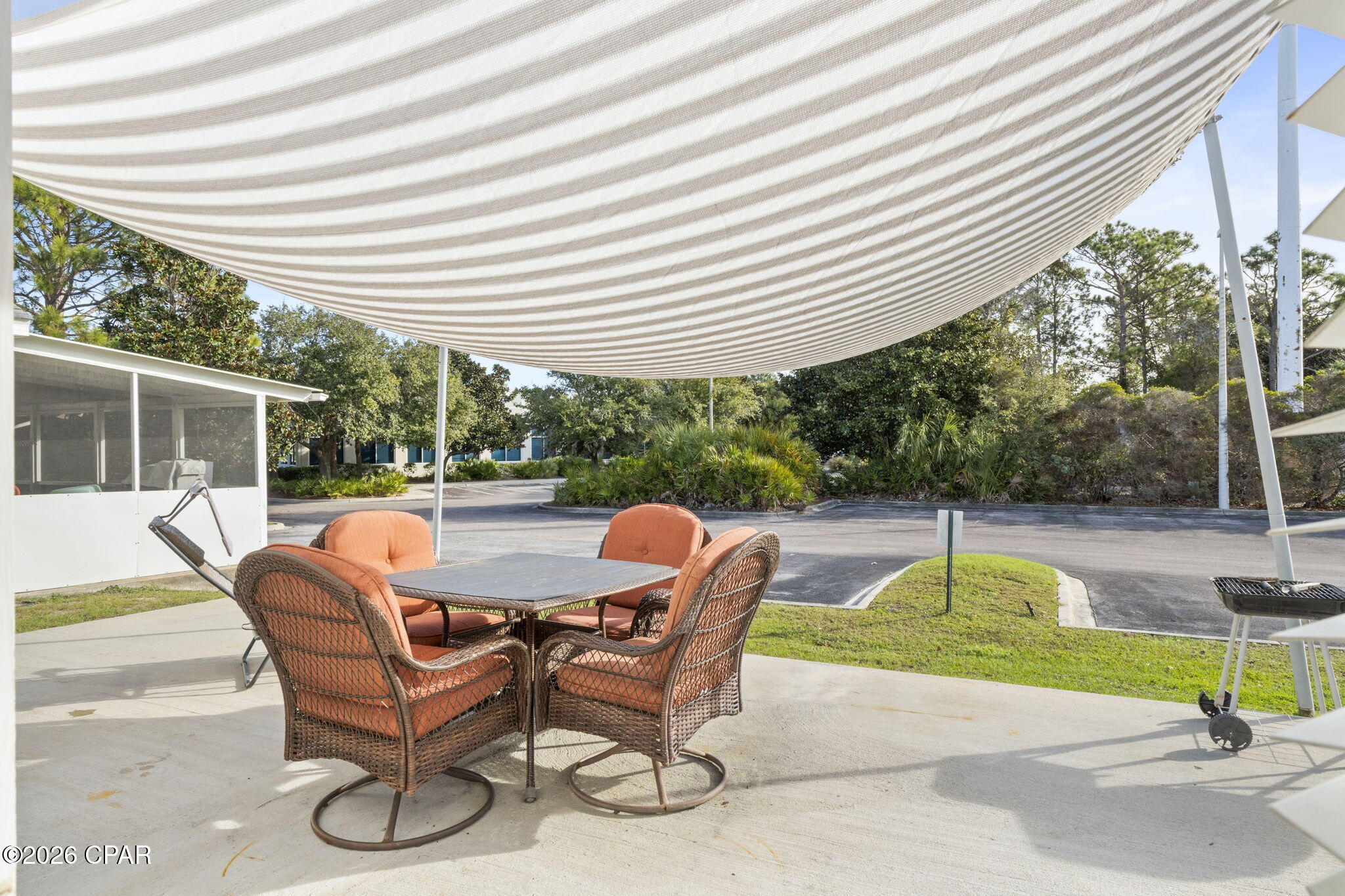 Palm Cove Phase III - Residential Lease