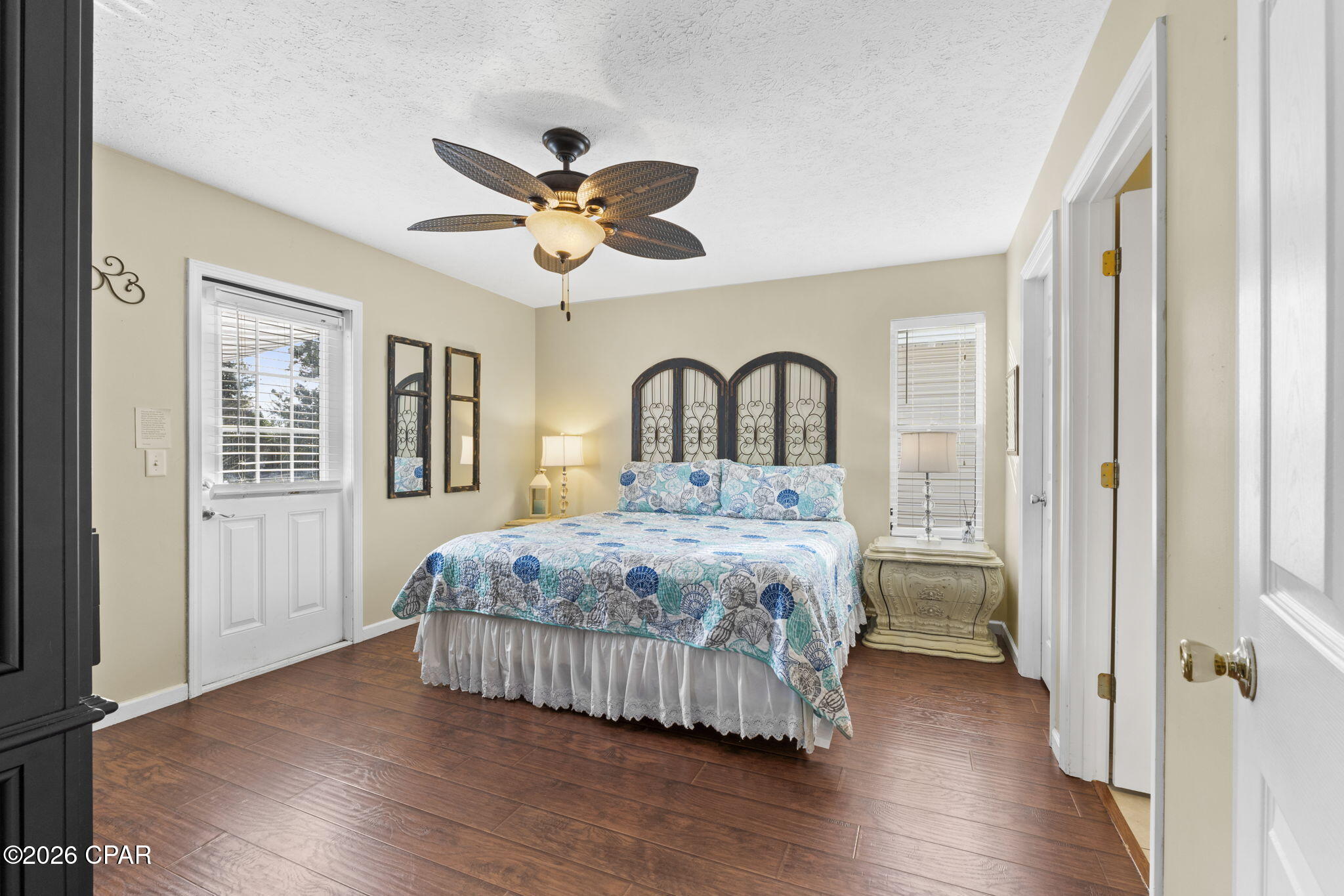 Palm Cove Phase III - Residential Lease