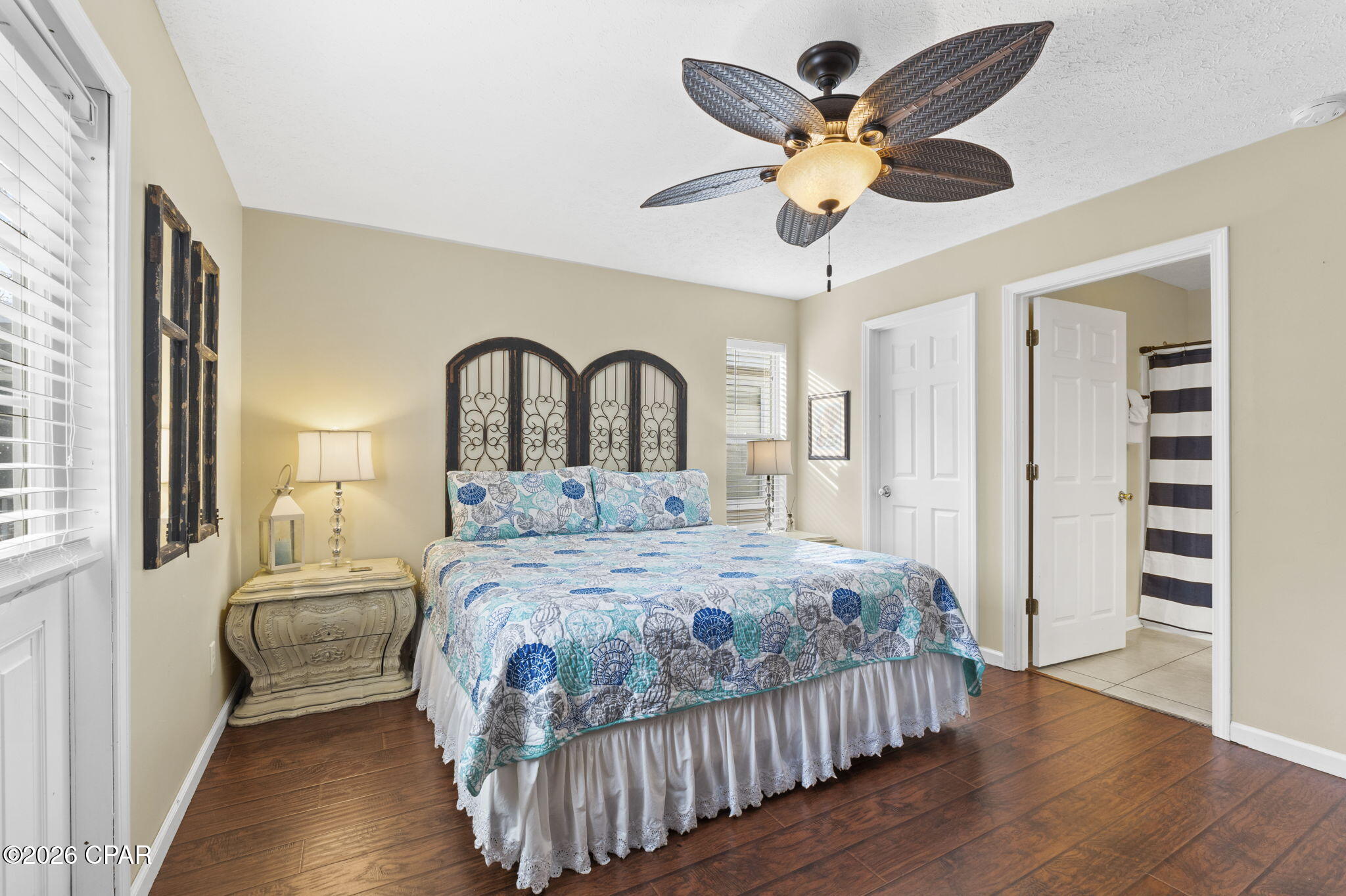 Palm Cove Phase III - Residential Lease