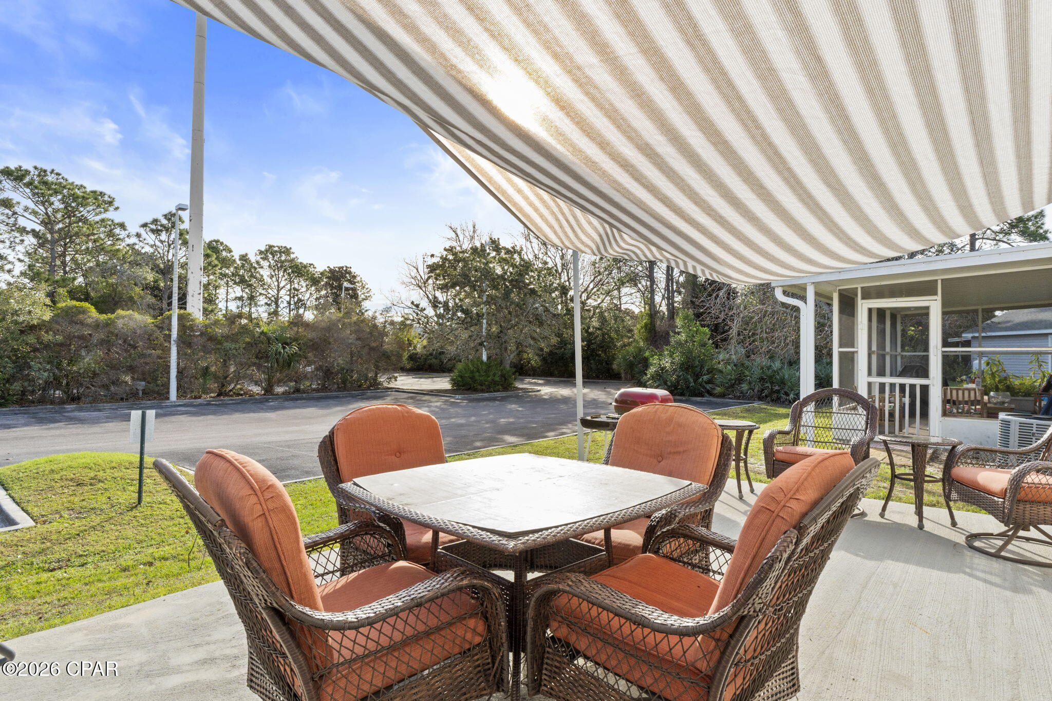 Palm Cove Phase III - Residential Lease