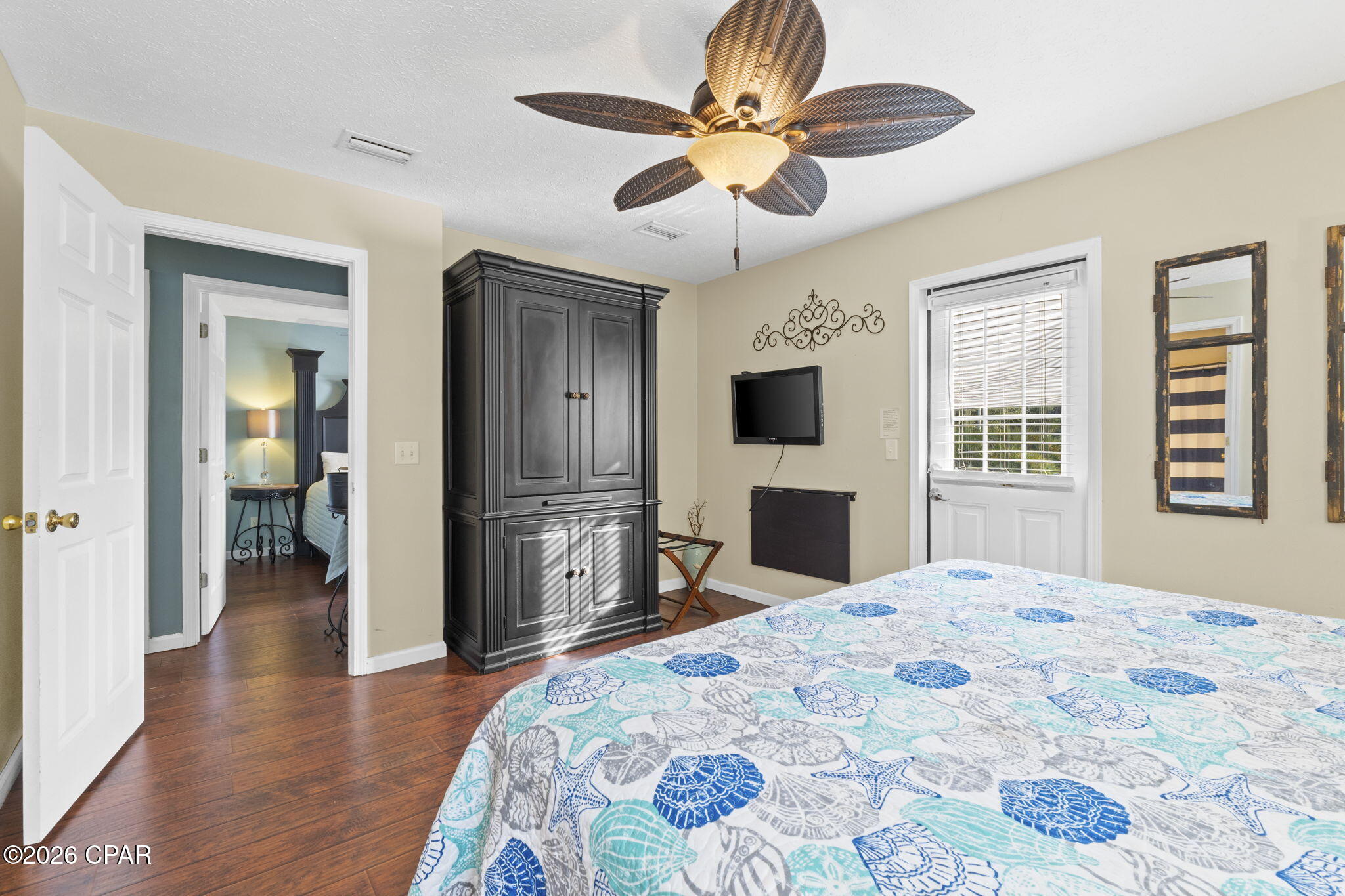 Palm Cove Phase III - Residential Lease