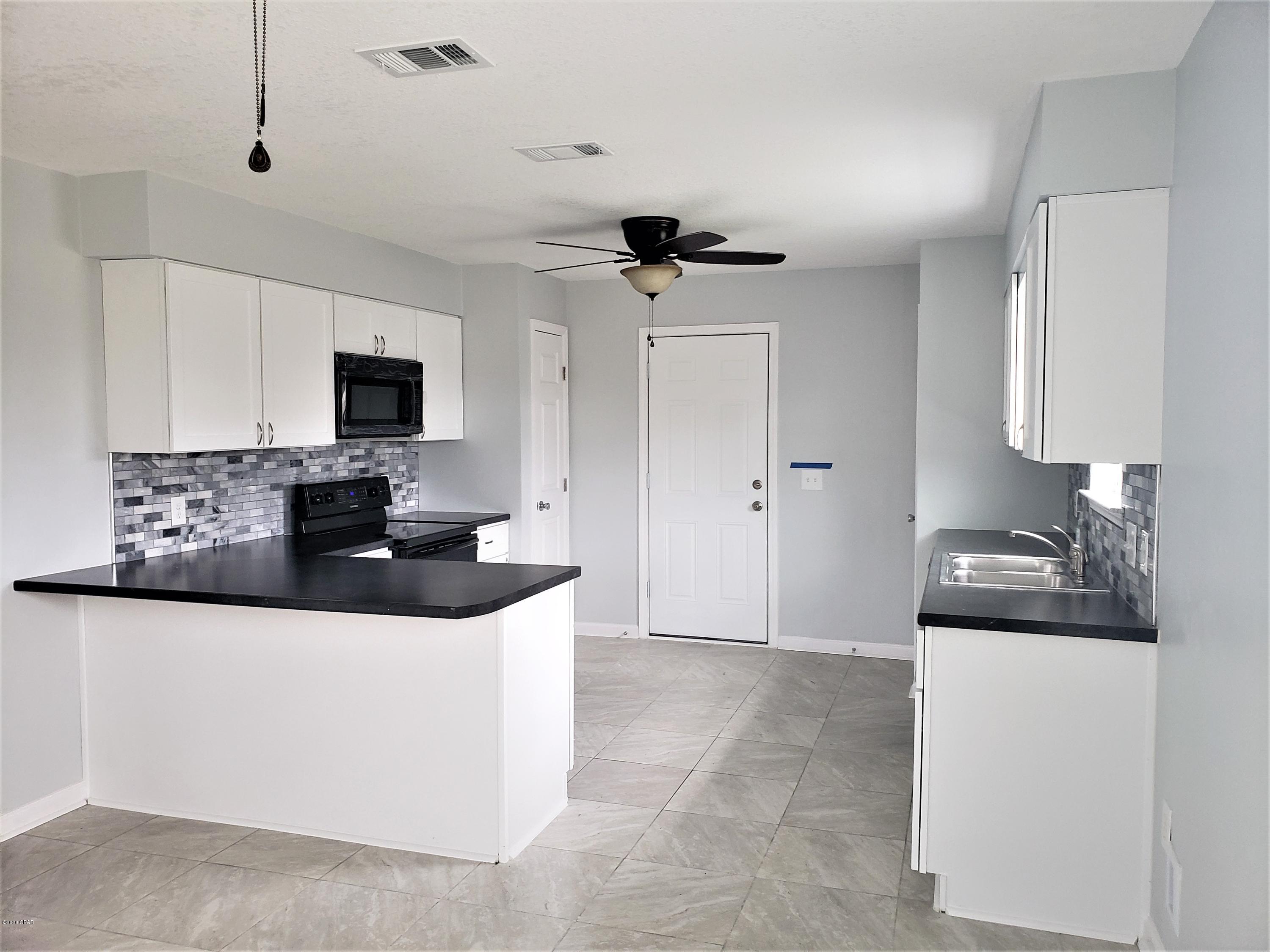 Shadow Bay Unit 5 - Residential