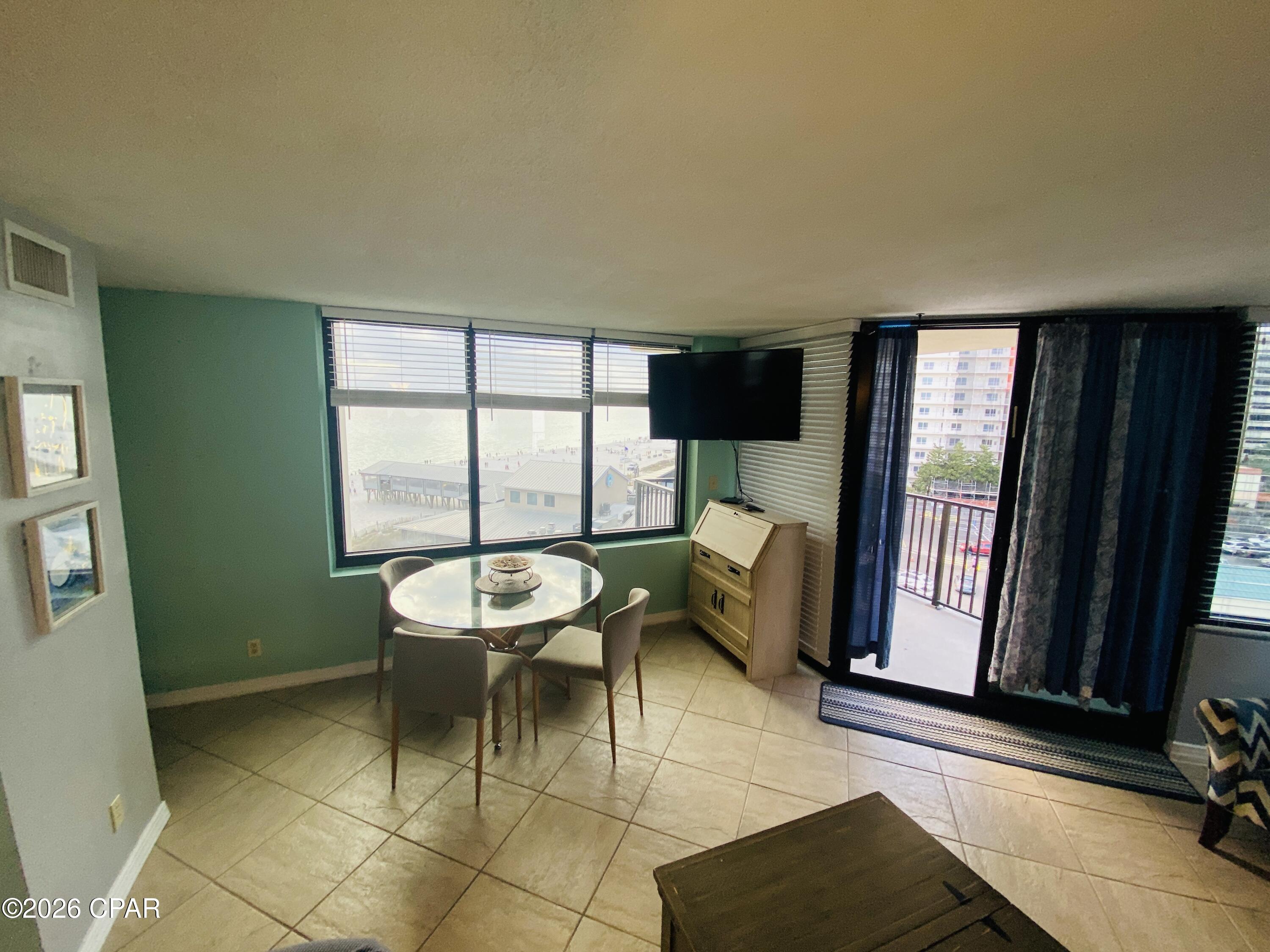 Sunbird Condo - Residential