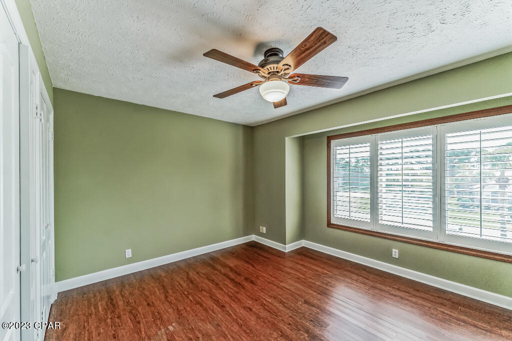 Kings Point Harbour U-I Replat - Residential