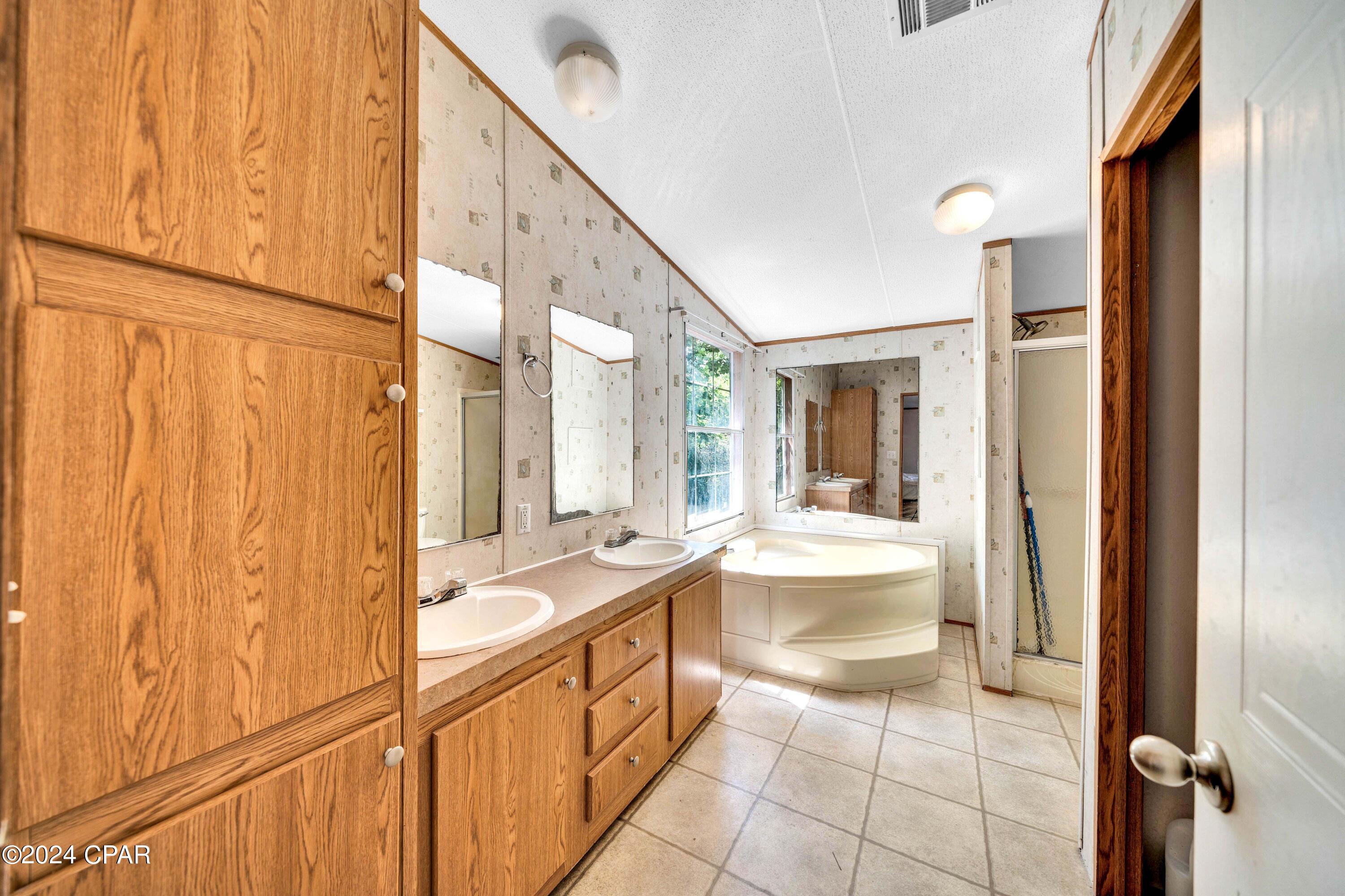 St. Andrews Bay Dev. Co. - Residential