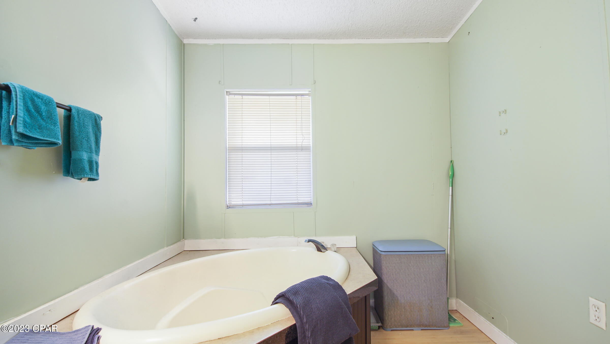 North Lagoon Oaks 7th - Residential