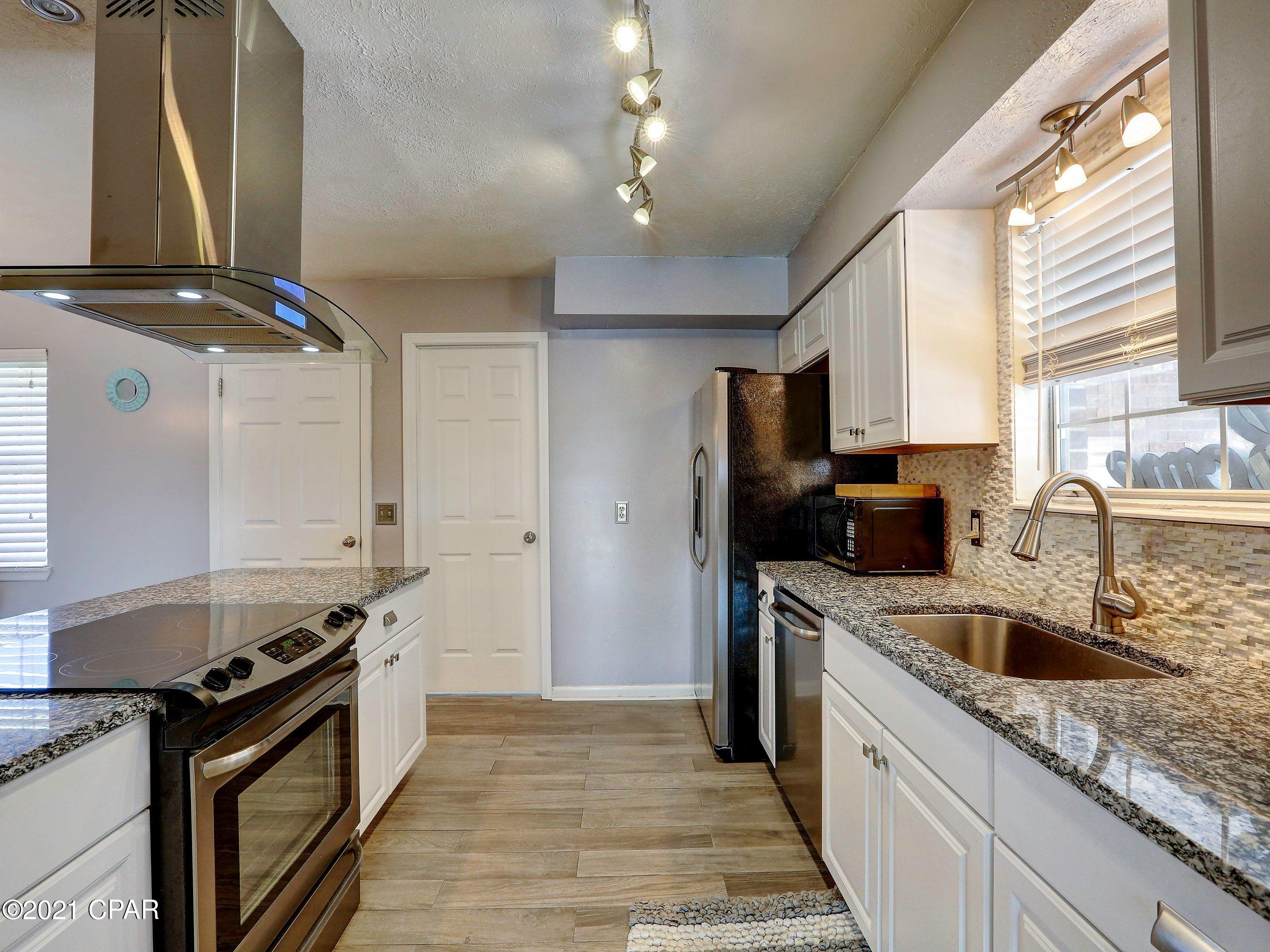 Belaire Estates Replat - Residential