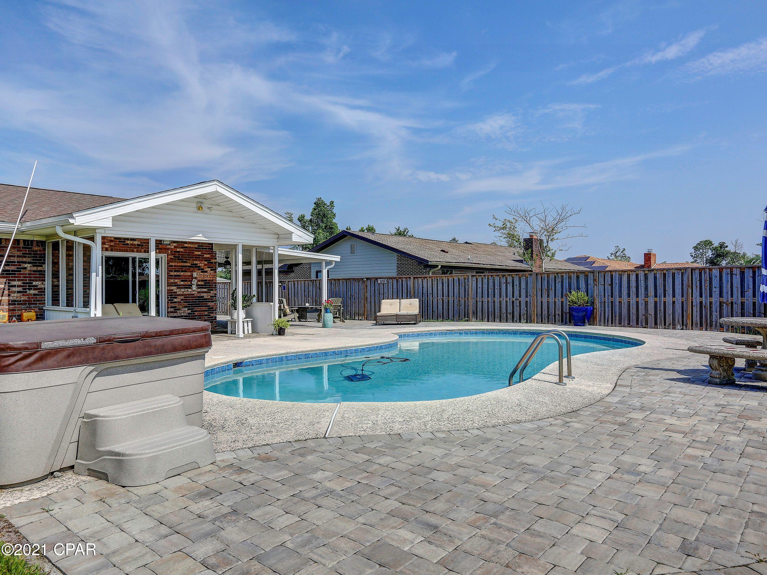 Belaire Estates Replat - Residential