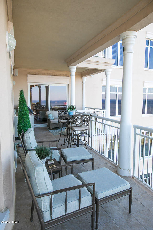 One Water Place At Kelly Plantation - Residential