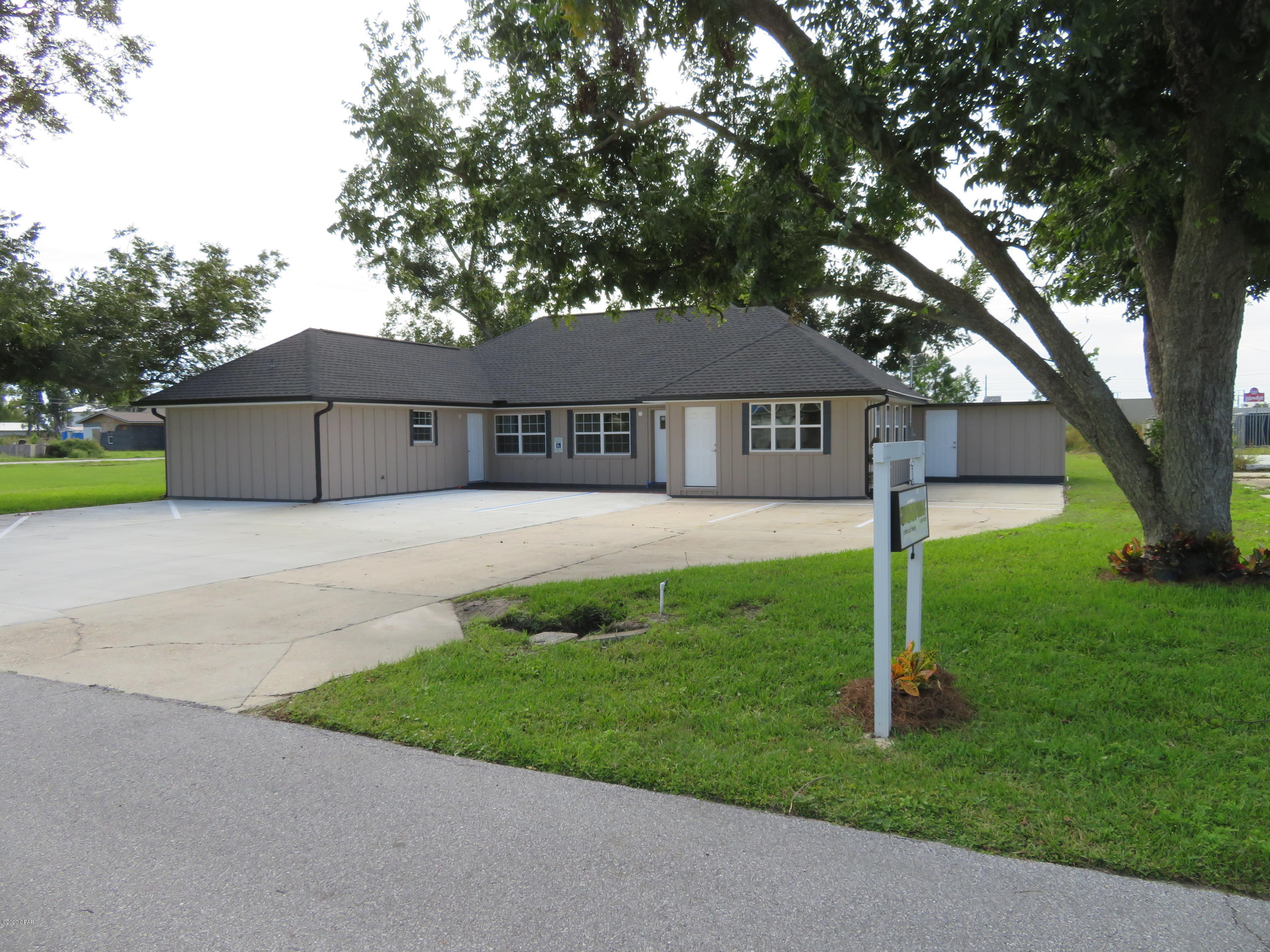 No Named Subdivision - Commercial Lease