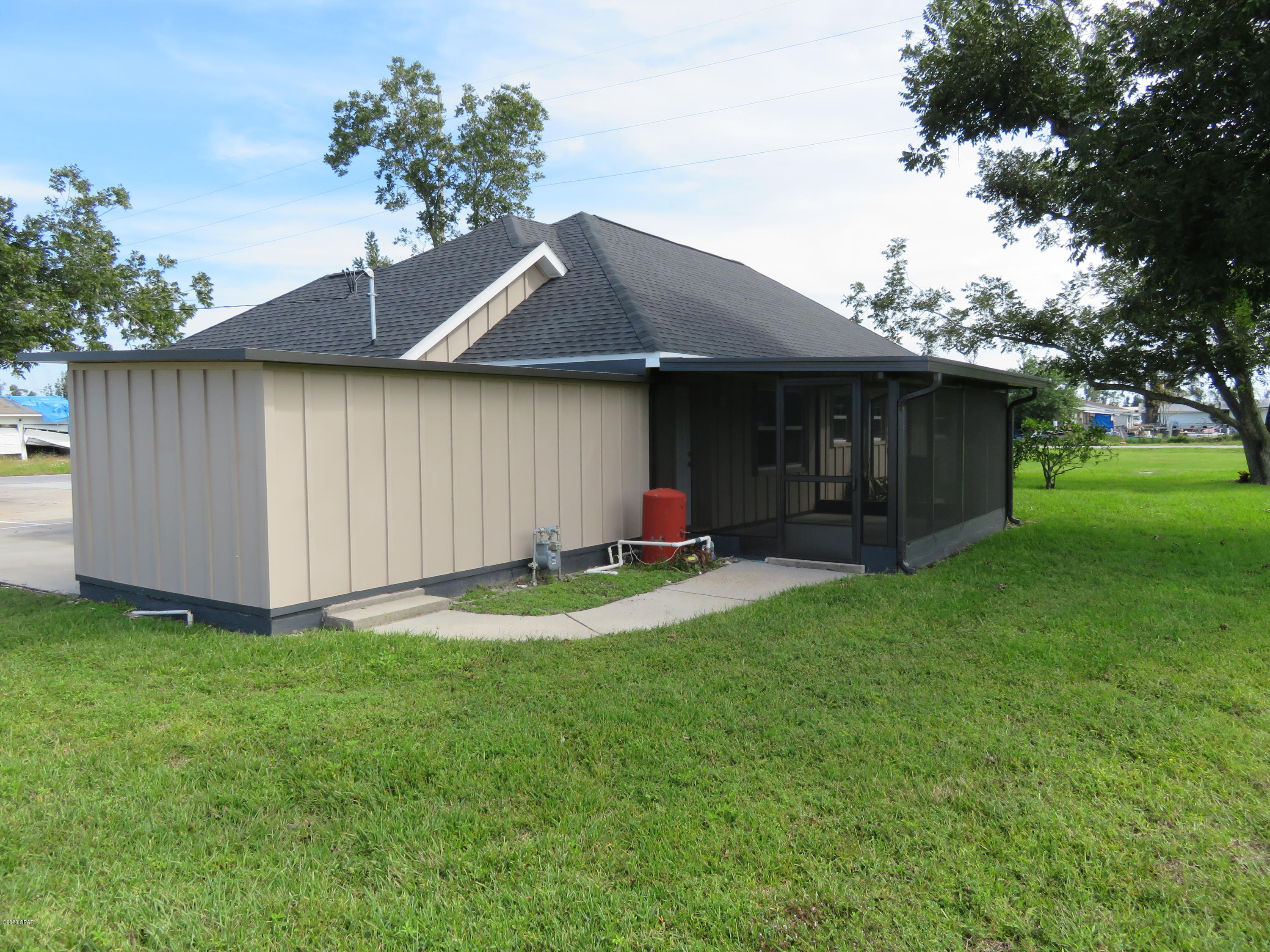 No Named Subdivision - Commercial Lease