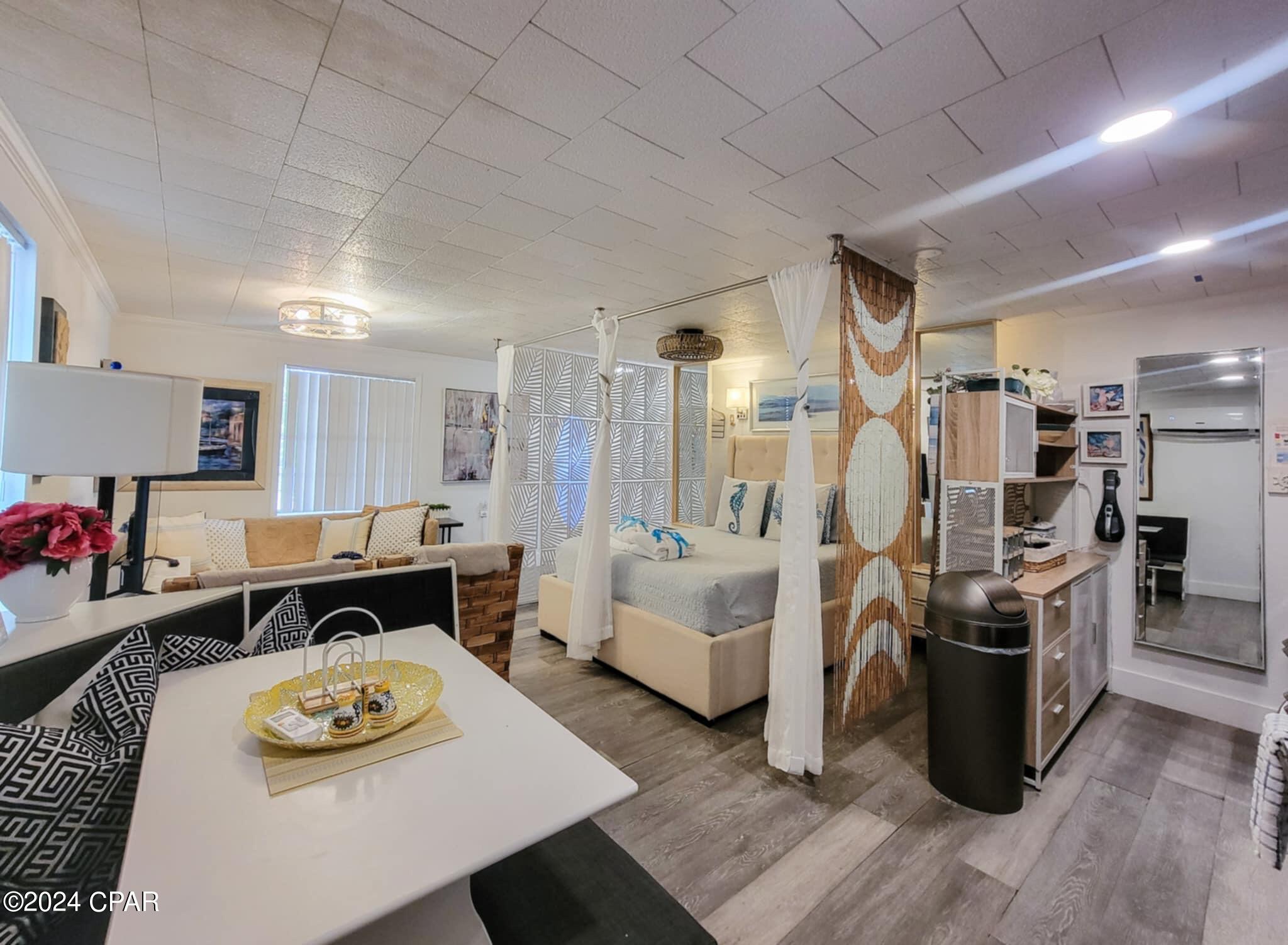 Laguna Beach - Residential