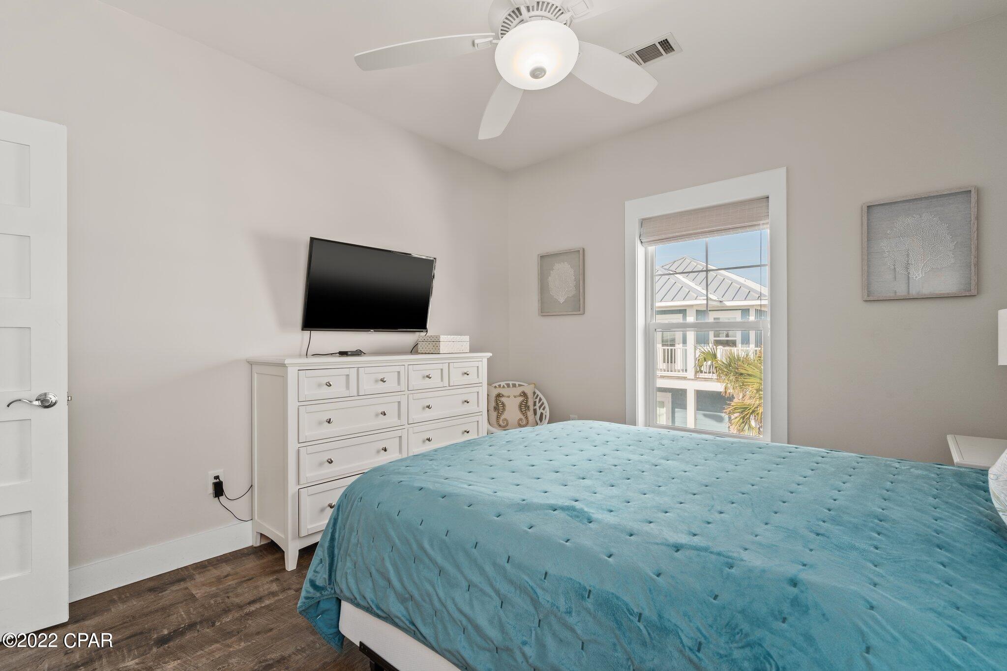 Gulf Lagoon Beach - Residential