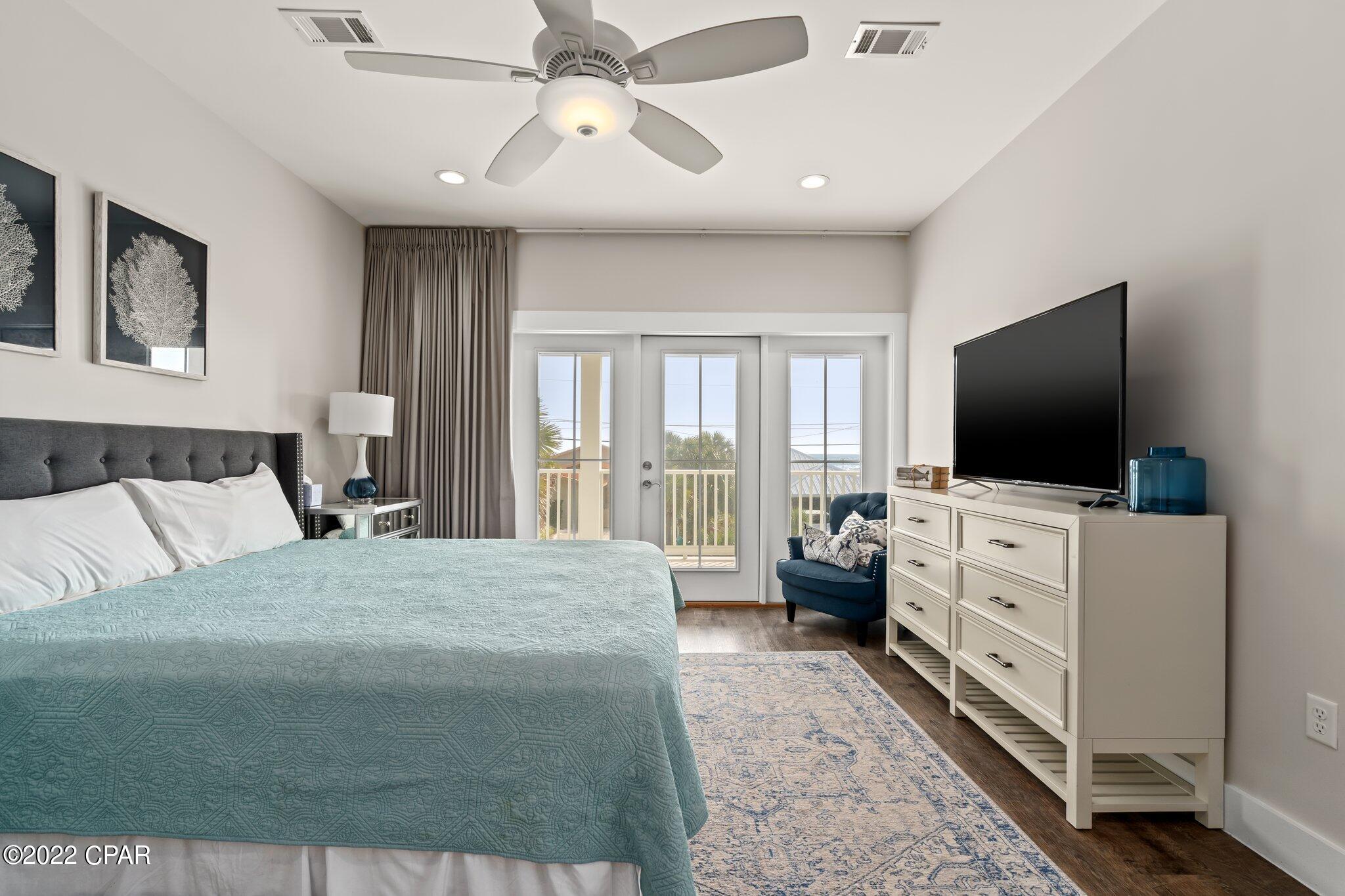 Gulf Lagoon Beach - Residential