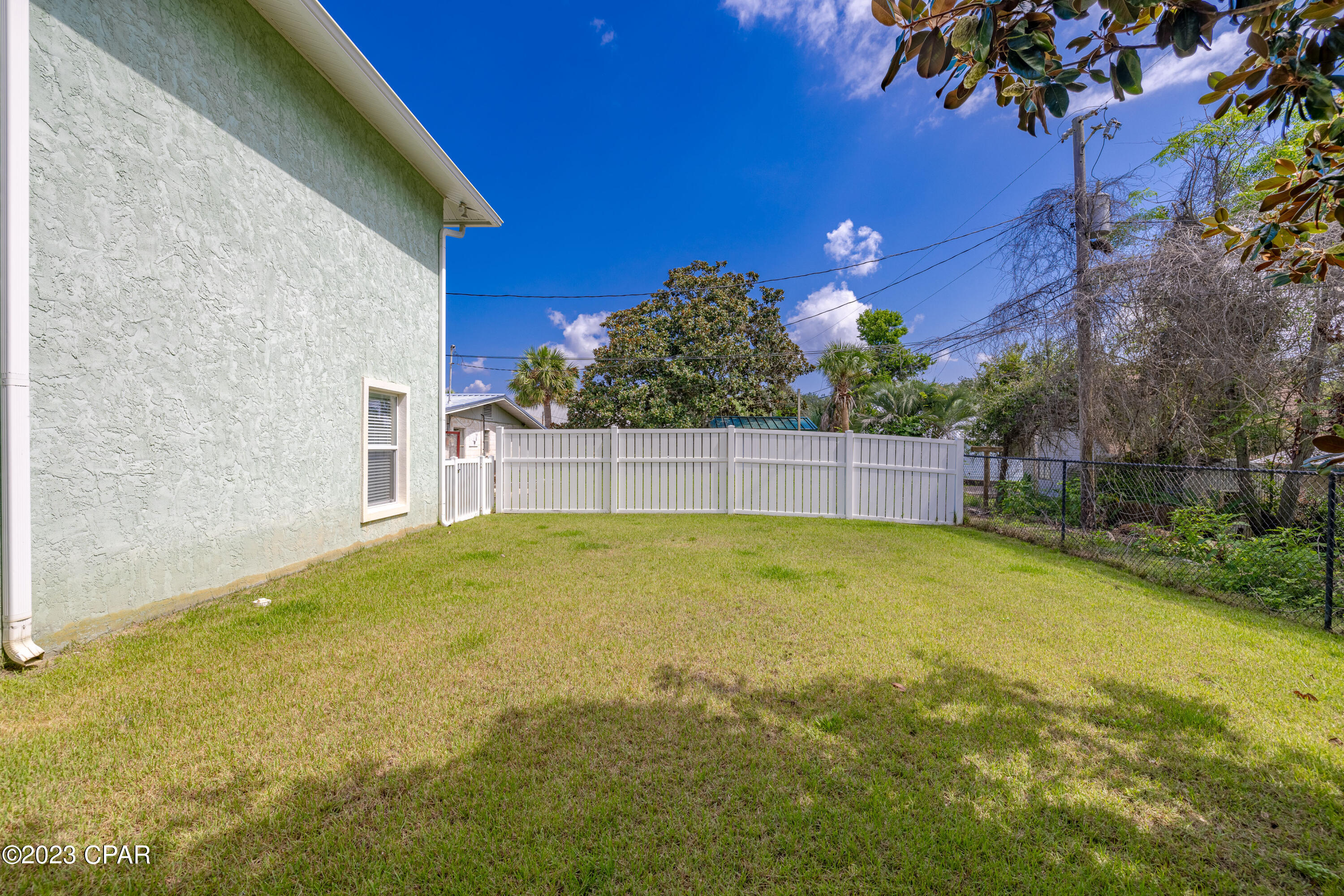 Santa Monica Beach - Residential