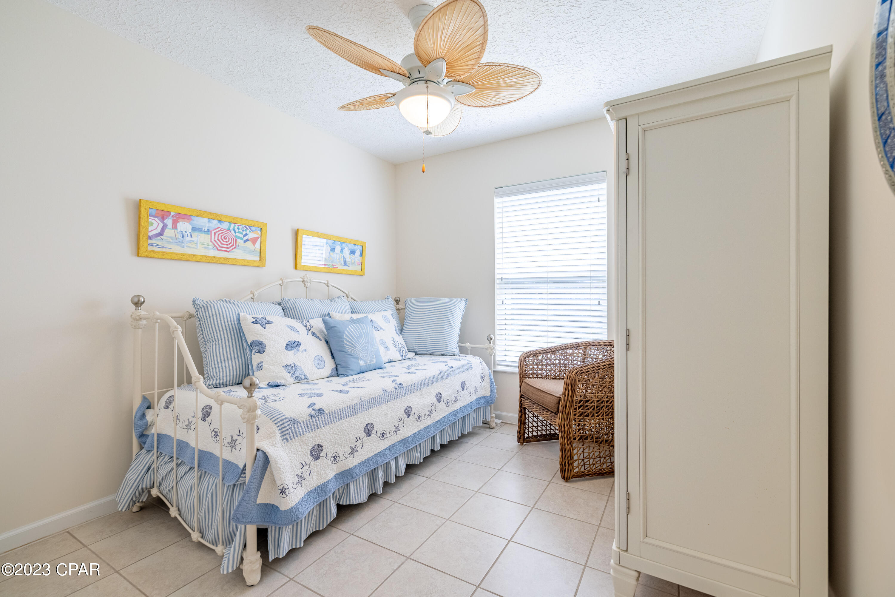 Santa Monica Beach - Residential