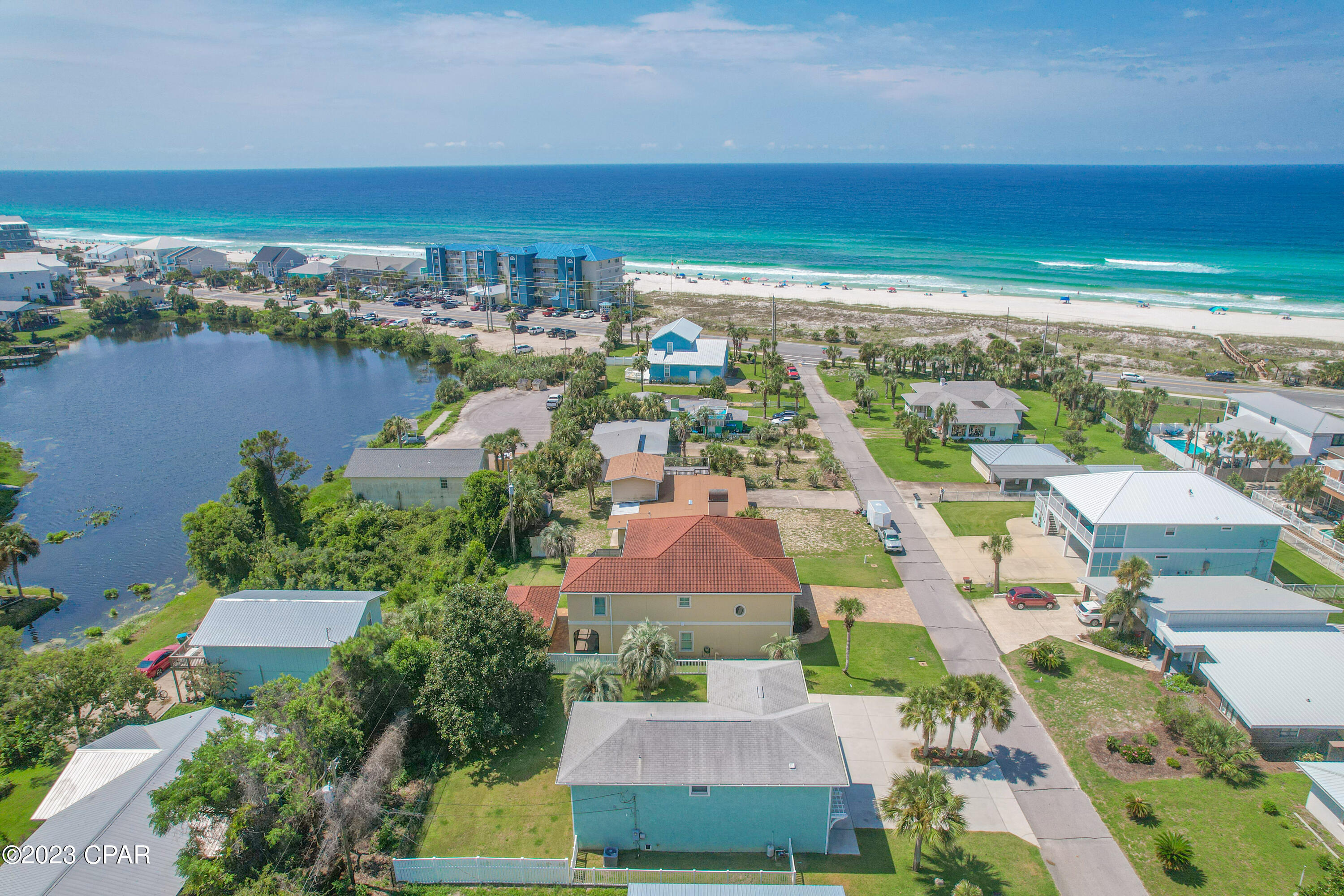 Santa Monica Beach - Residential