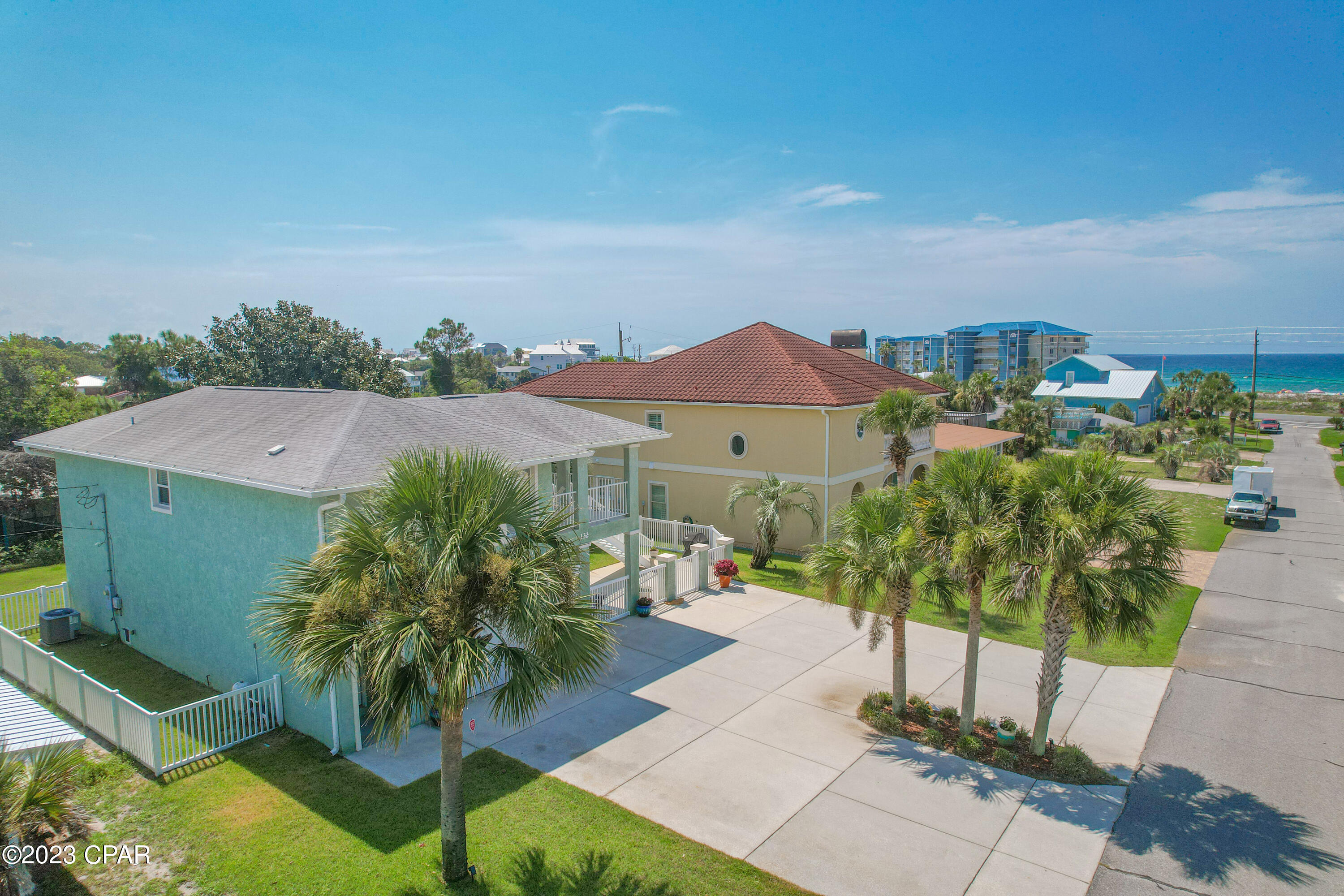 Santa Monica Beach - Residential