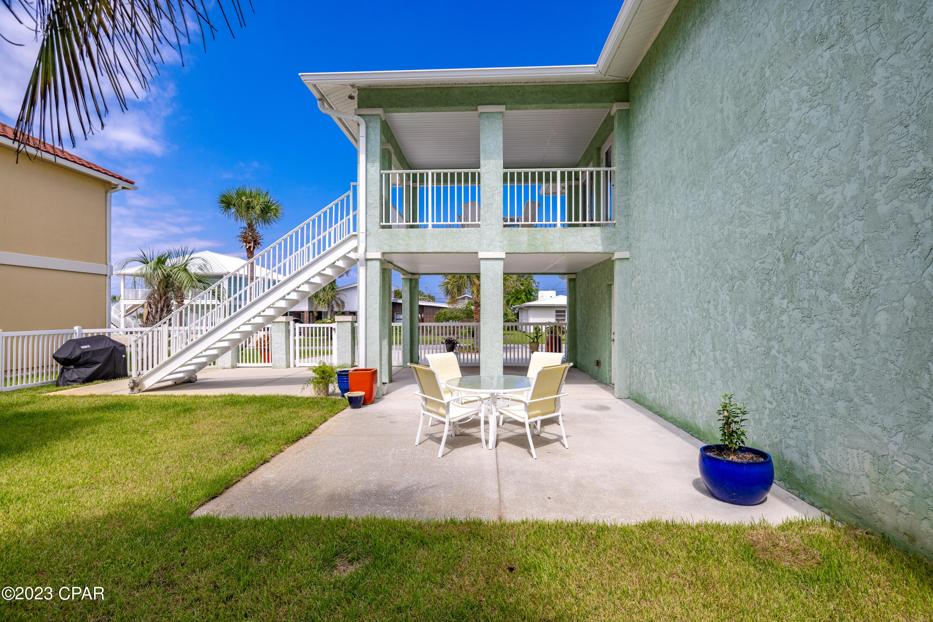 Santa Monica Beach - Residential