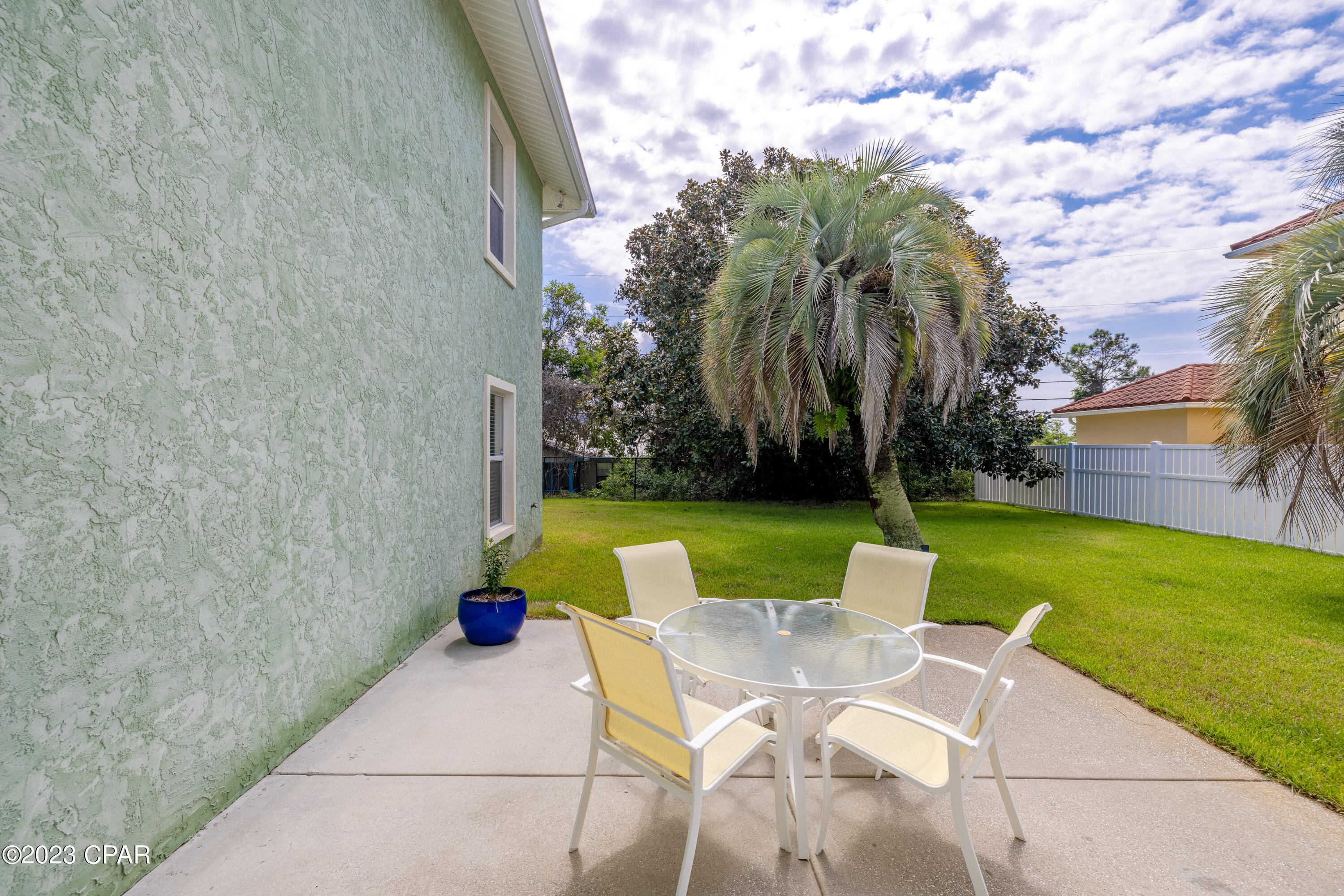 Santa Monica Beach - Residential