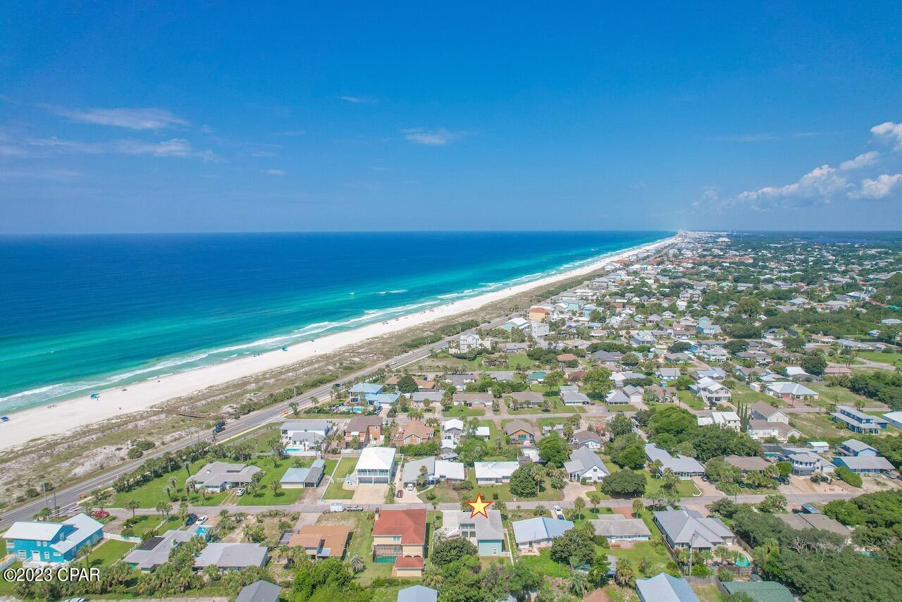 Santa Monica Beach - Residential