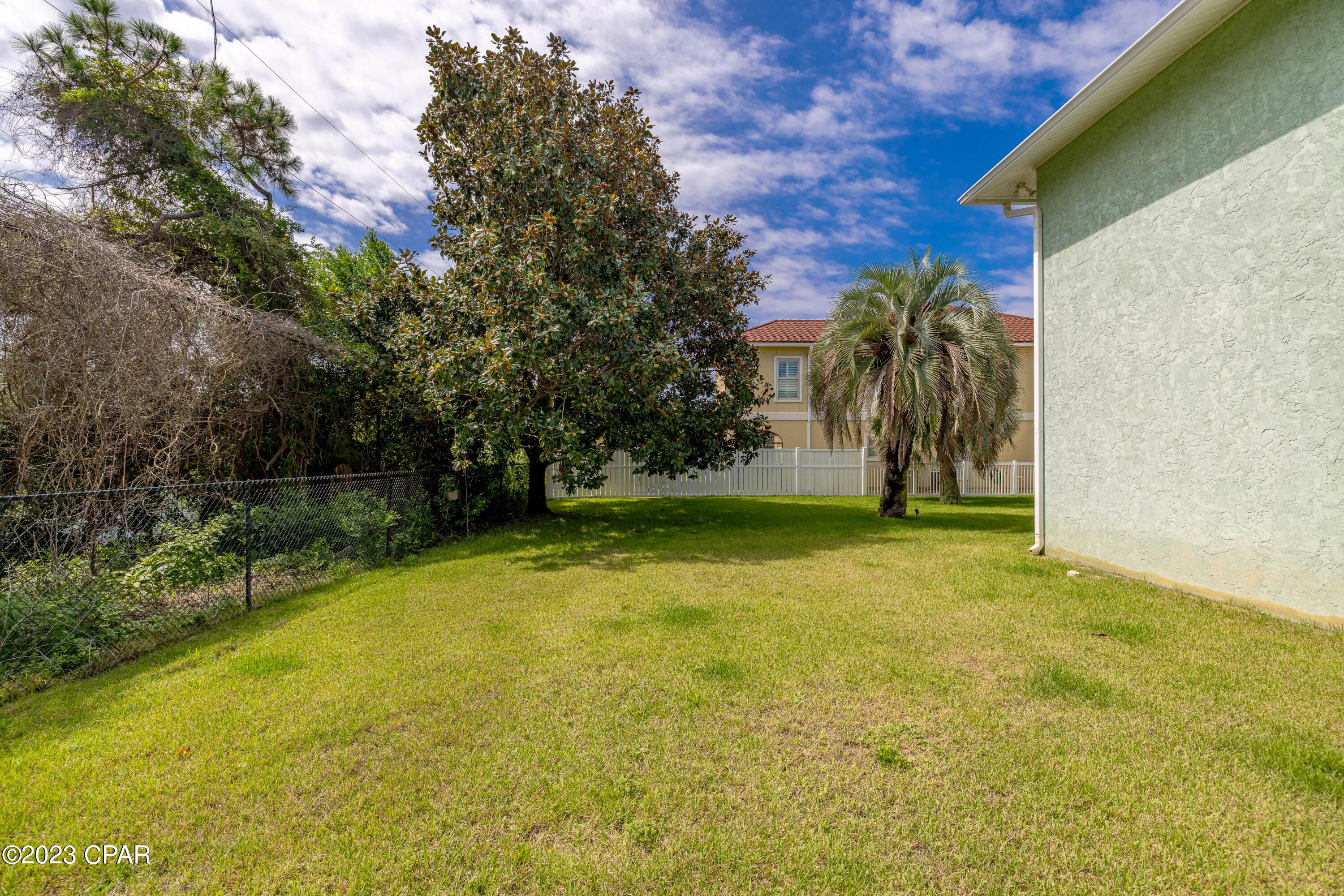 Santa Monica Beach - Residential