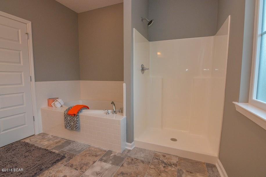 Hidden Lagoon - Residential