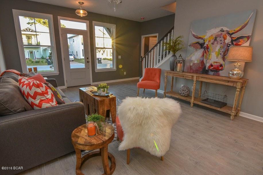 Hidden Lagoon - Residential