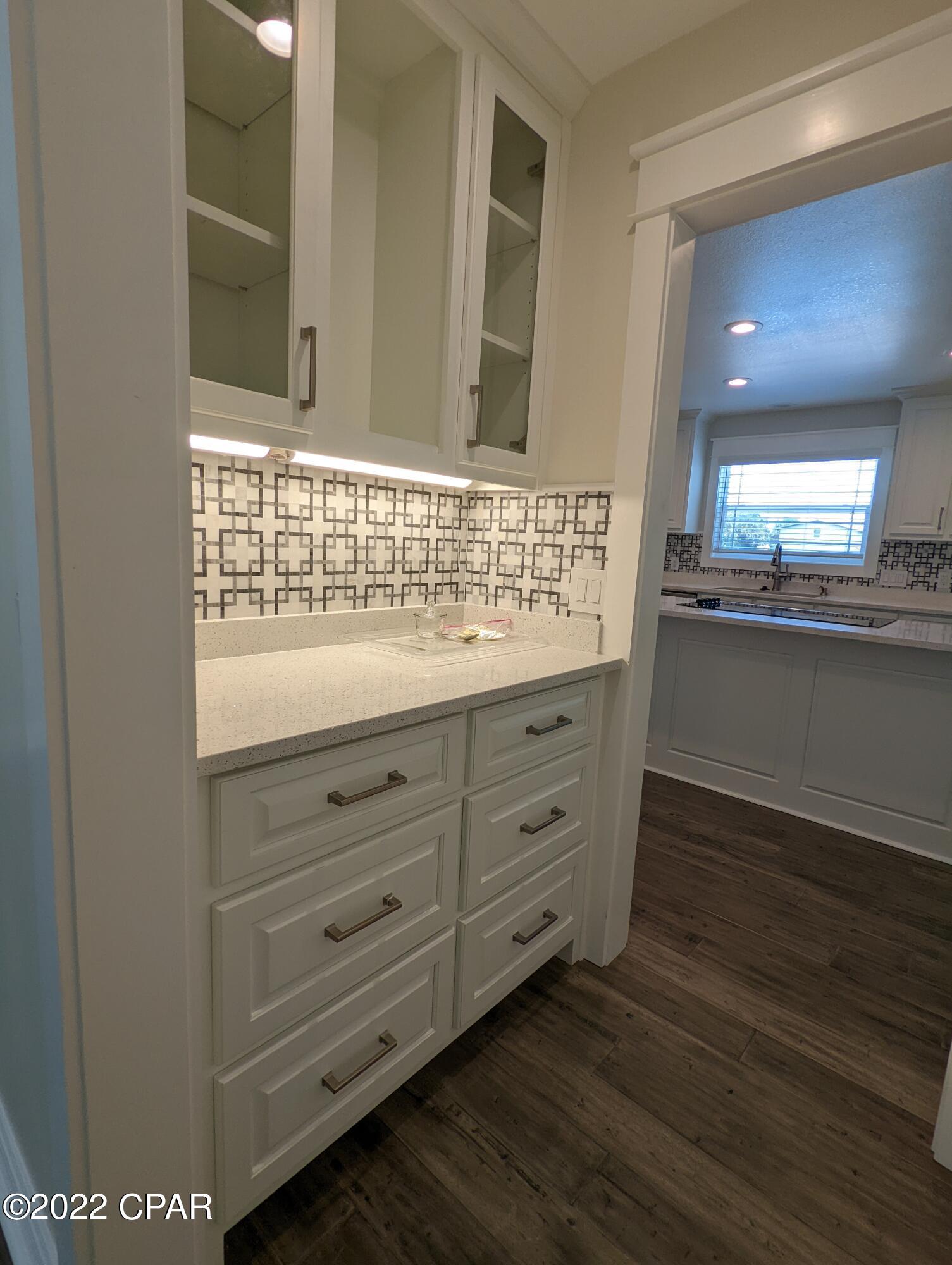 Baywood Shores Est Unit 5 - Residential