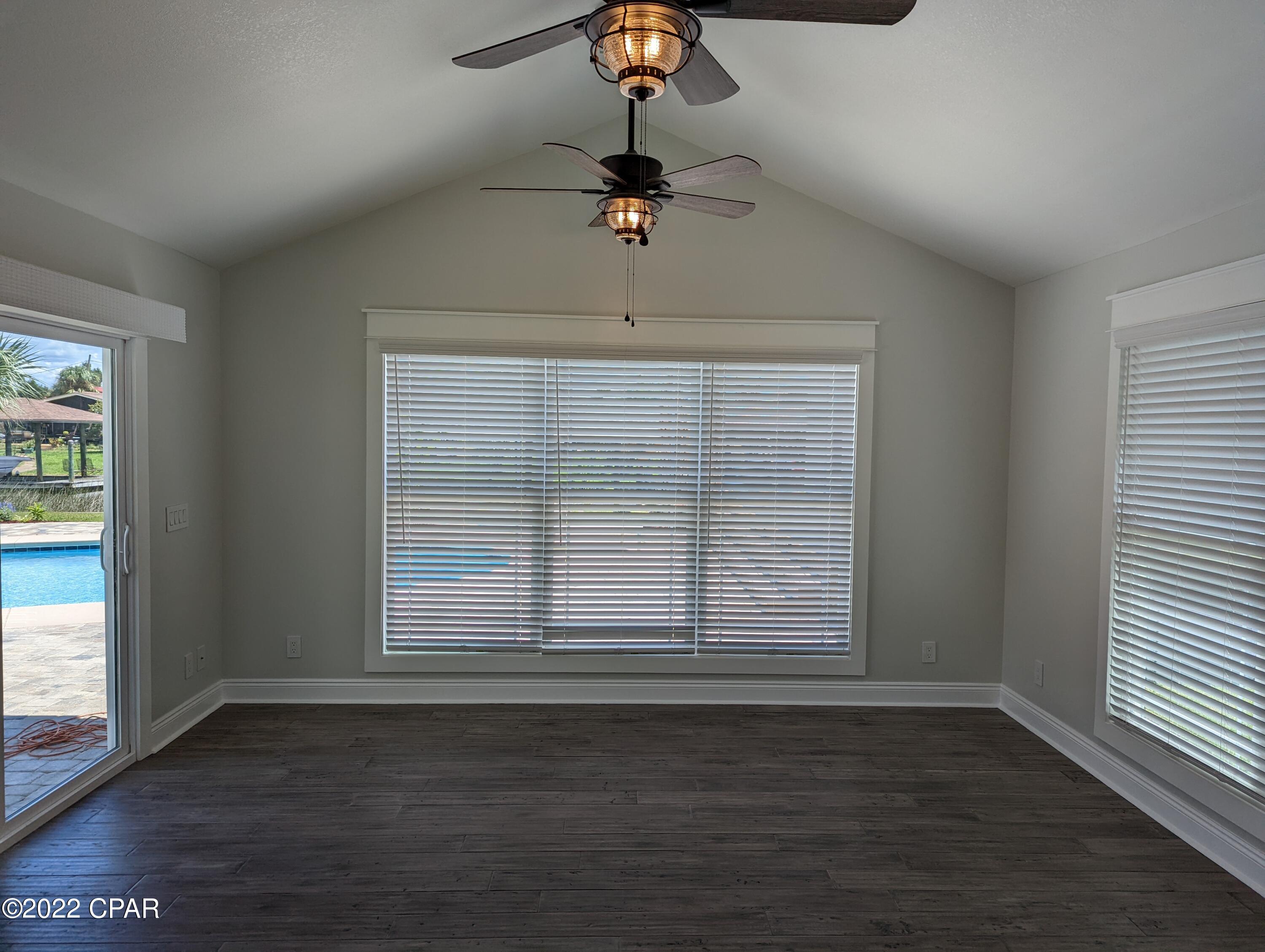 Baywood Shores Est Unit 5 - Residential