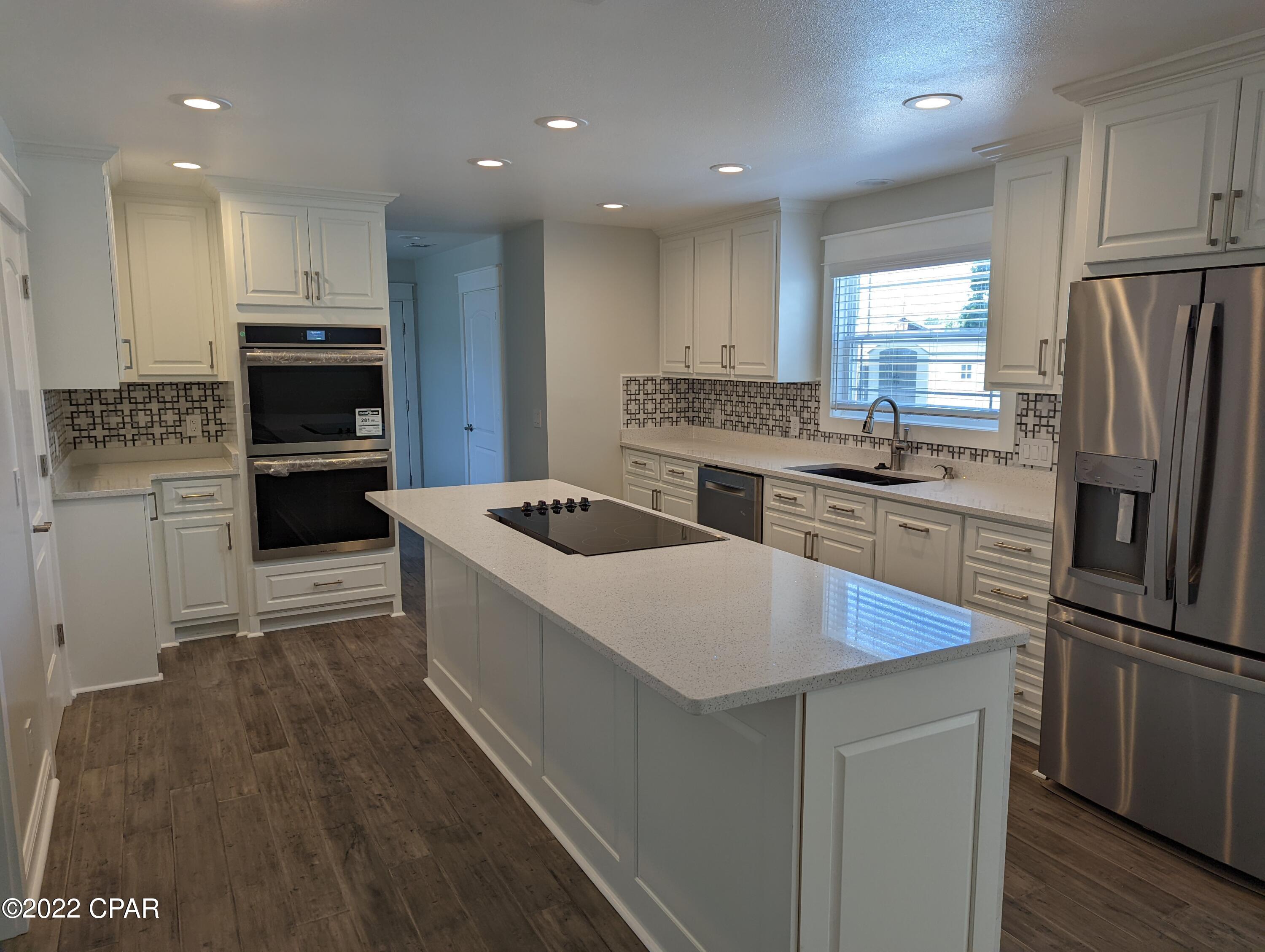 Baywood Shores Est Unit 5 - Residential