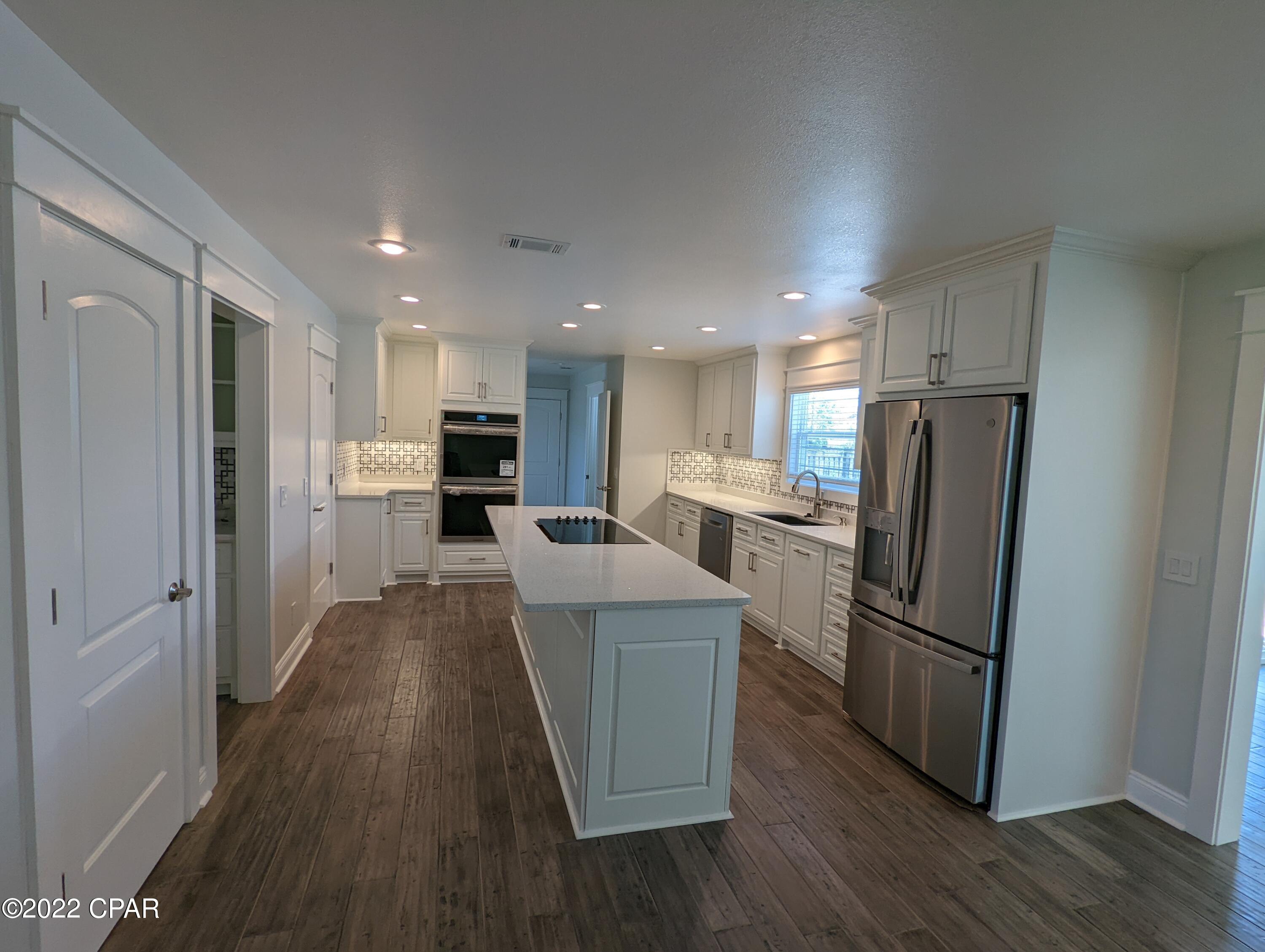 Baywood Shores Est Unit 5 - Residential