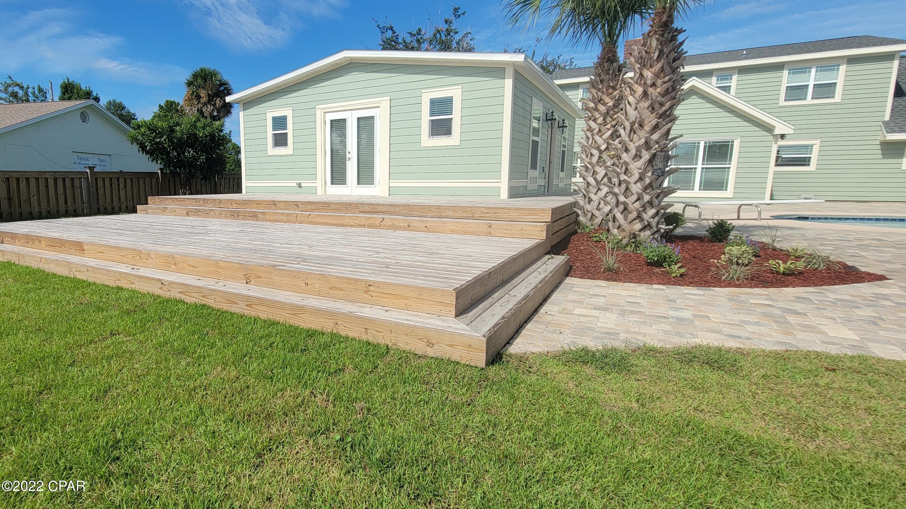 Baywood Shores Est Unit 5 - Residential