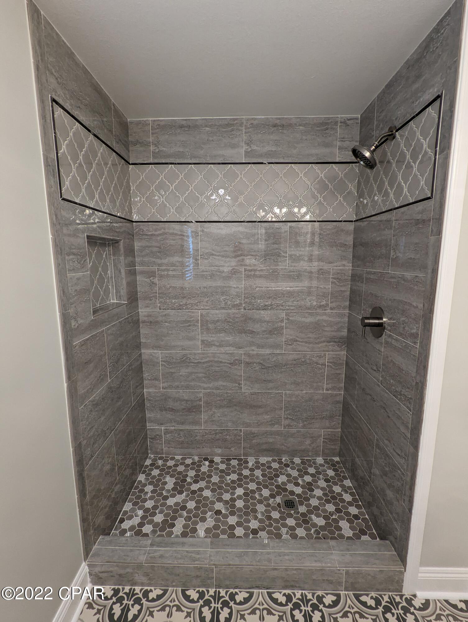 Baywood Shores Est Unit 5 - Residential