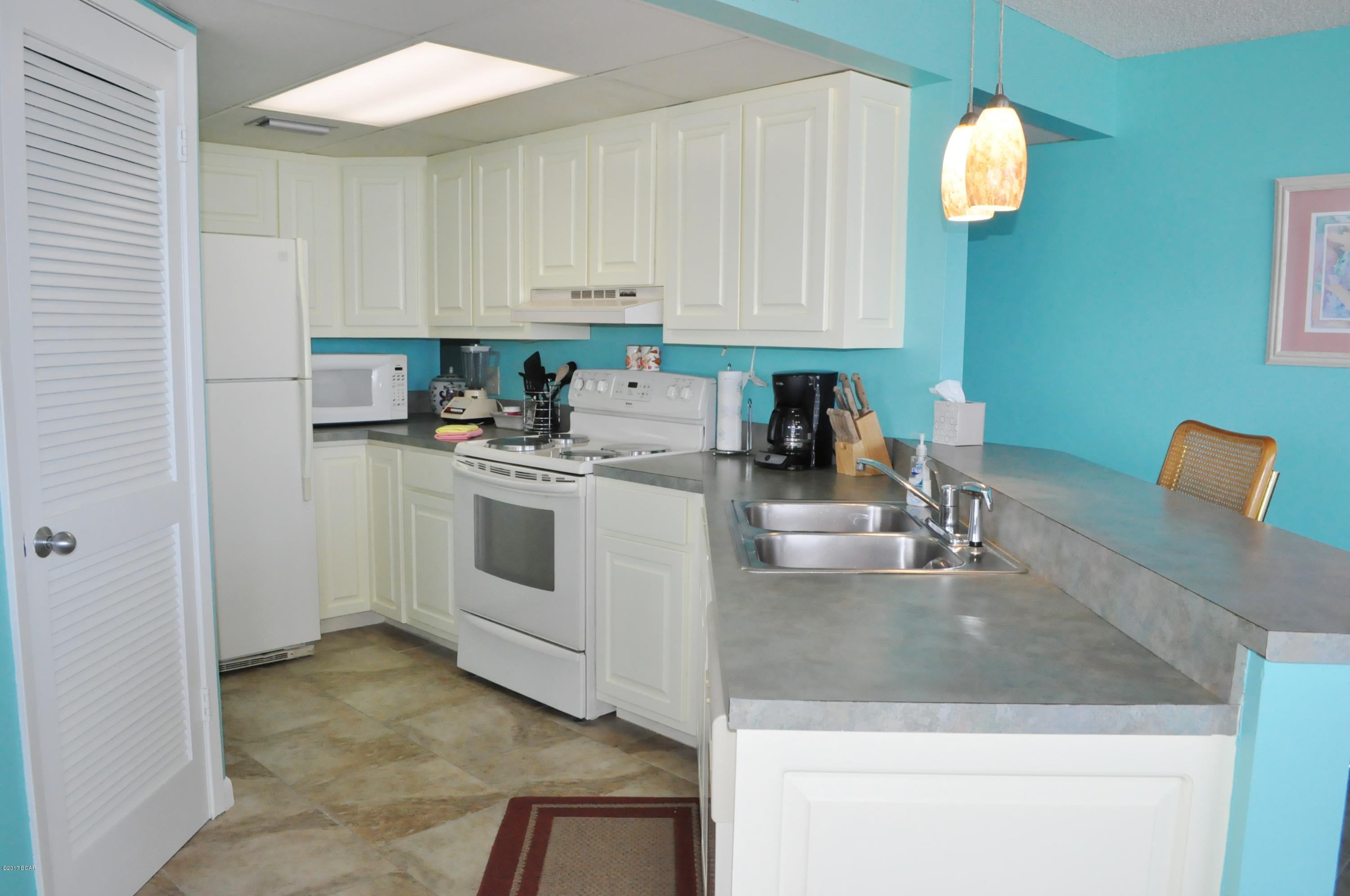 Aquavista Condo - Residential