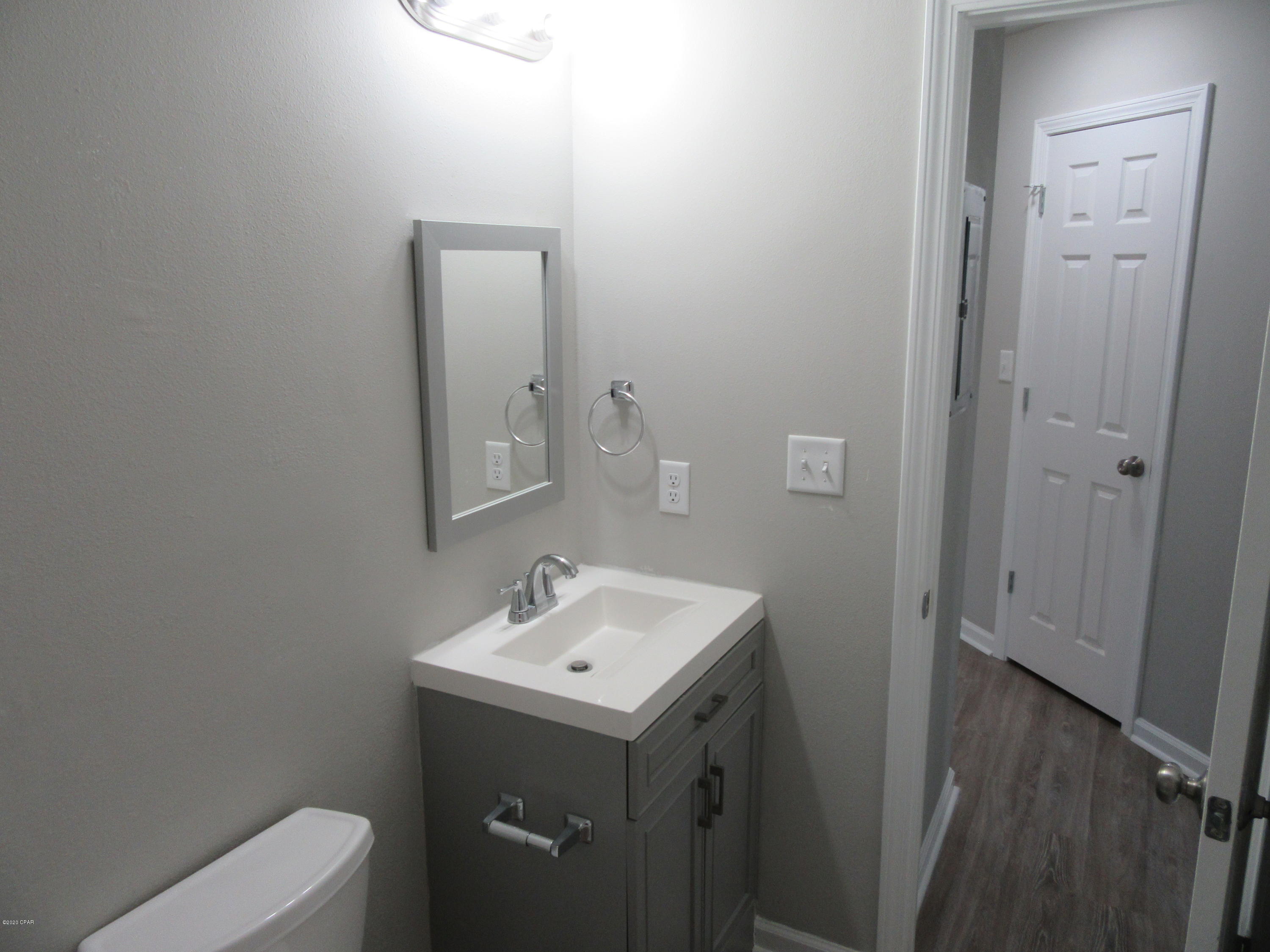 [No Recorded Subdiv] - Residential Lease