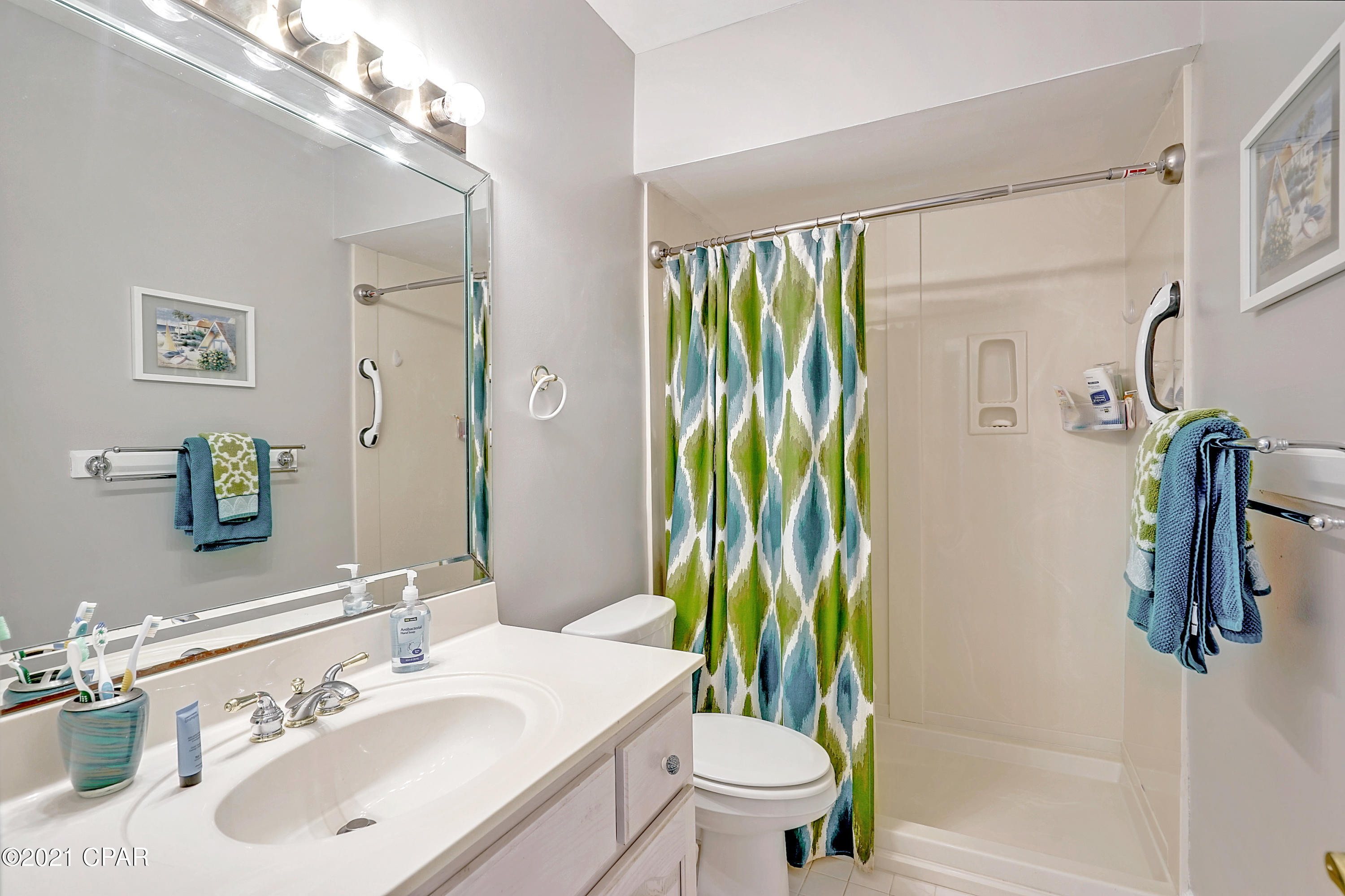 Regency Towers - Residential