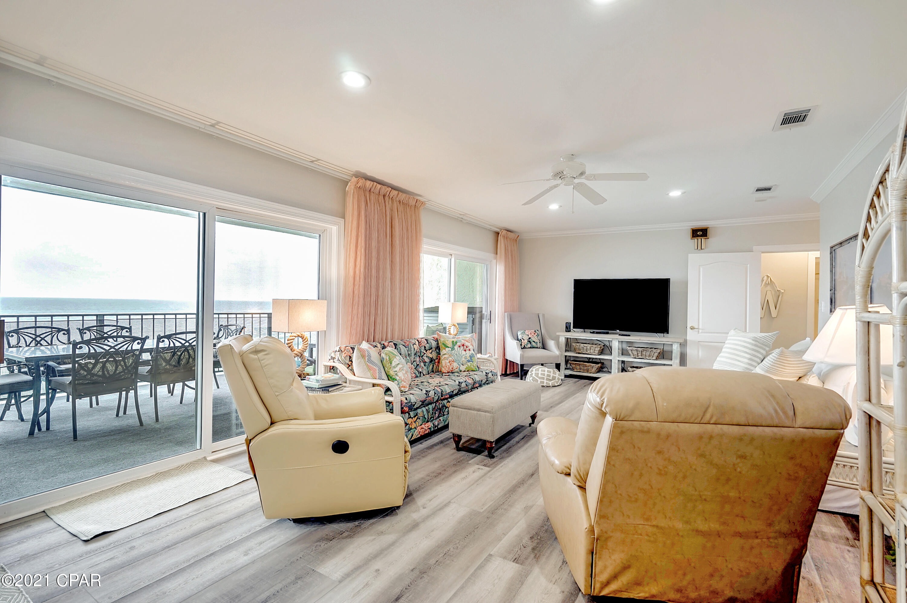 Regency Towers - Residential