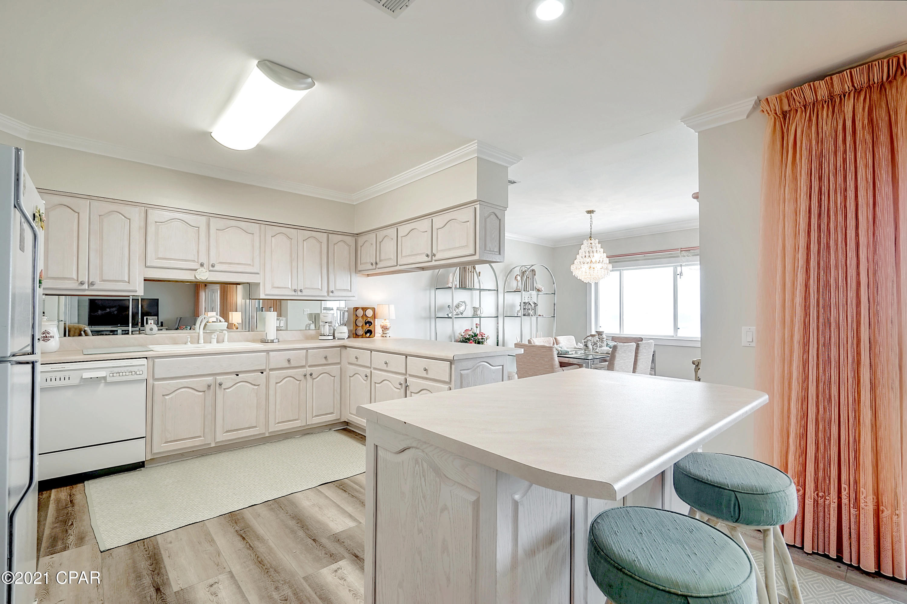 Regency Towers - Residential