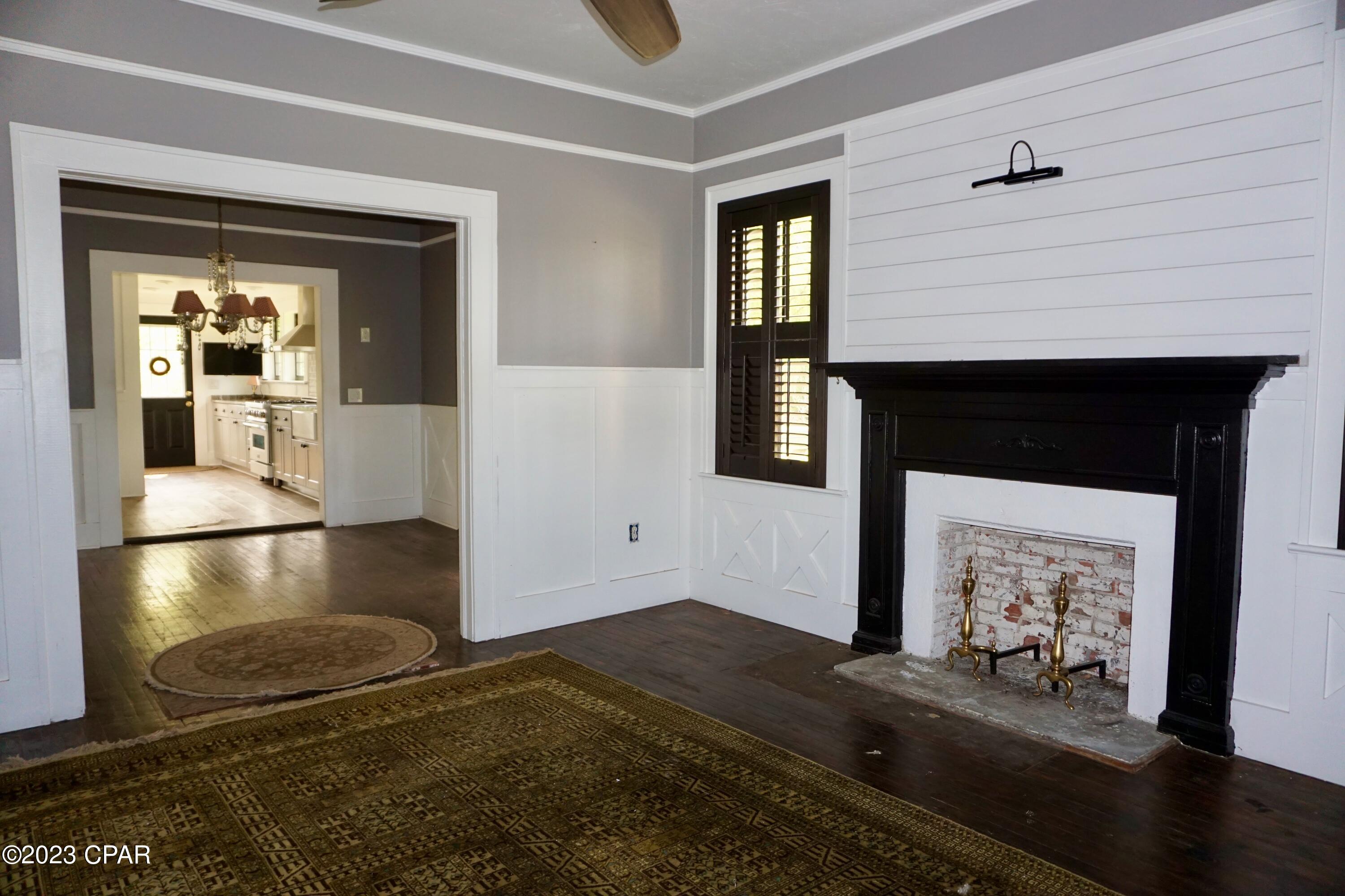 [No Recorded Subdiv] - Residential