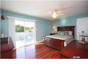 Bay Manor - Residential