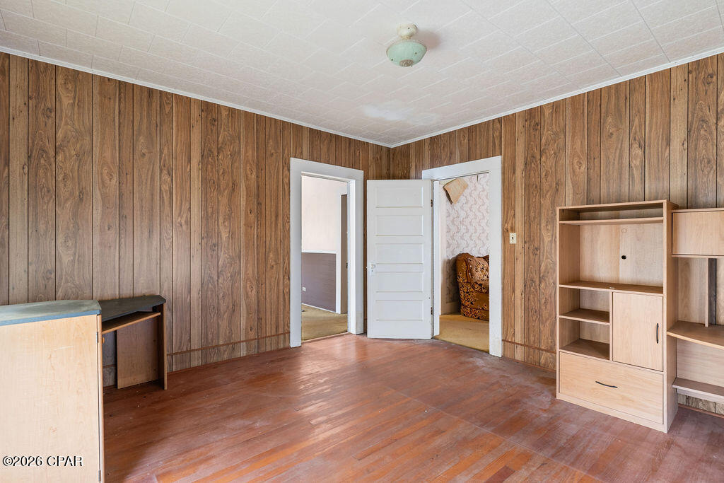 [No Recorded Subdiv] - Residential