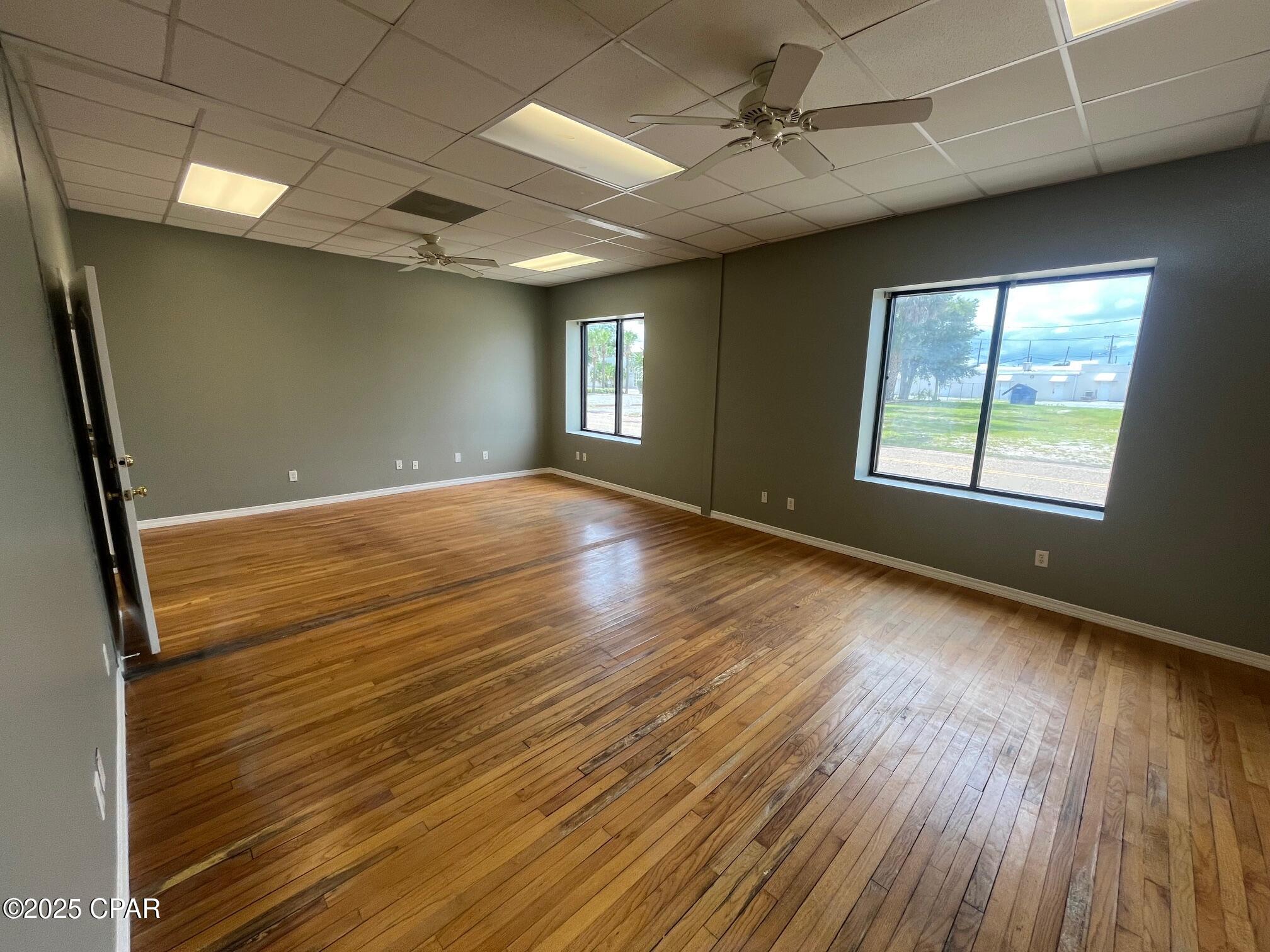 [No Recorded Subdiv] - Commercial Lease