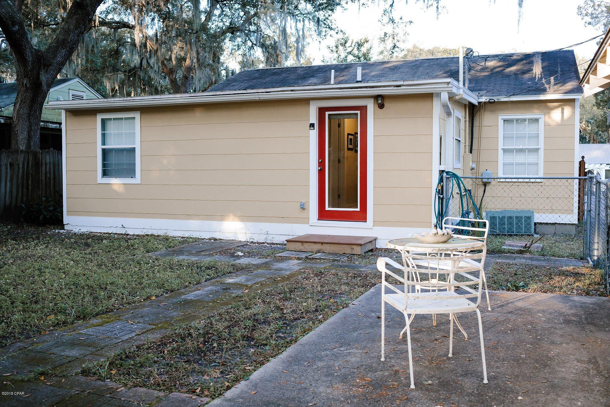 Sudduths 1st Add - Residential